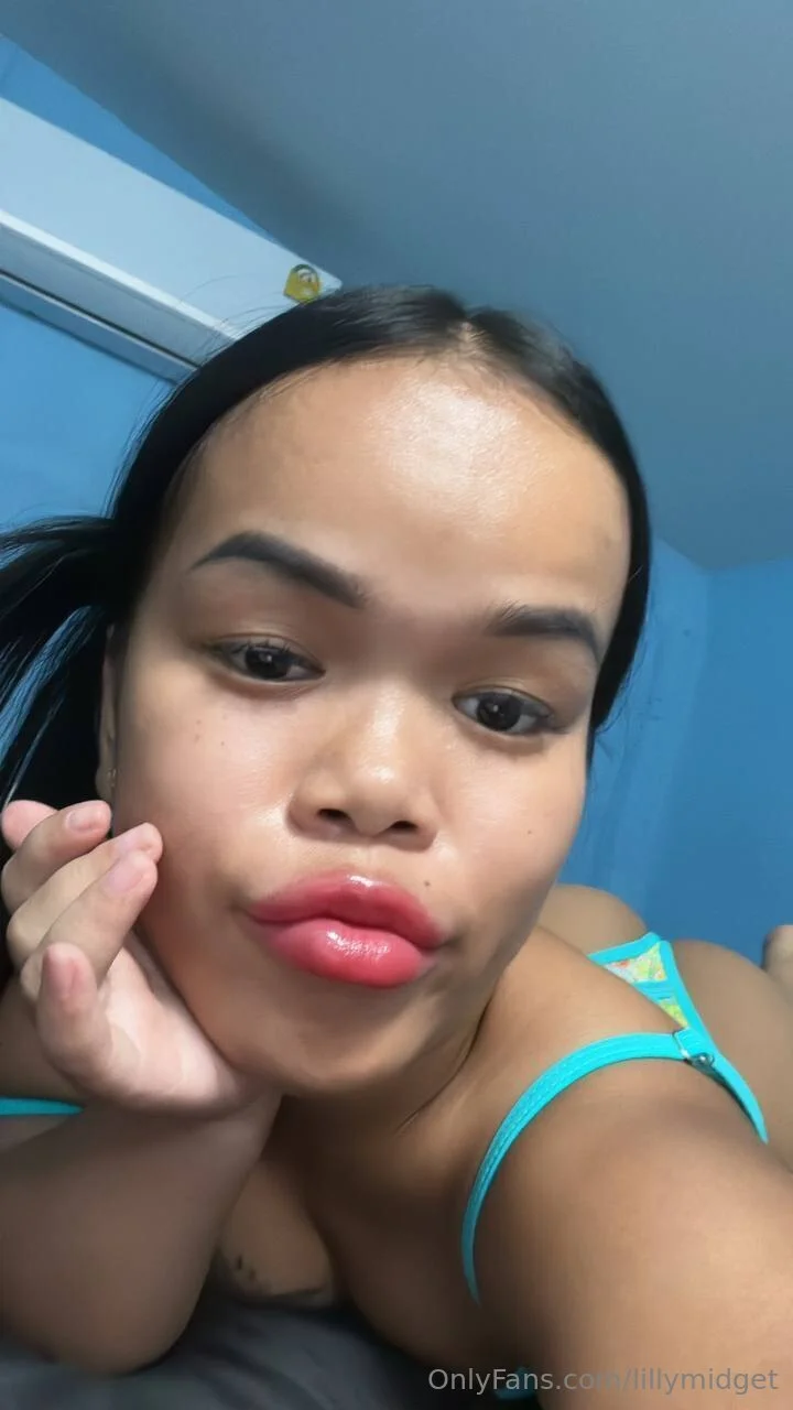 Lily nude Photo / lillymidget Porn - Photo #4