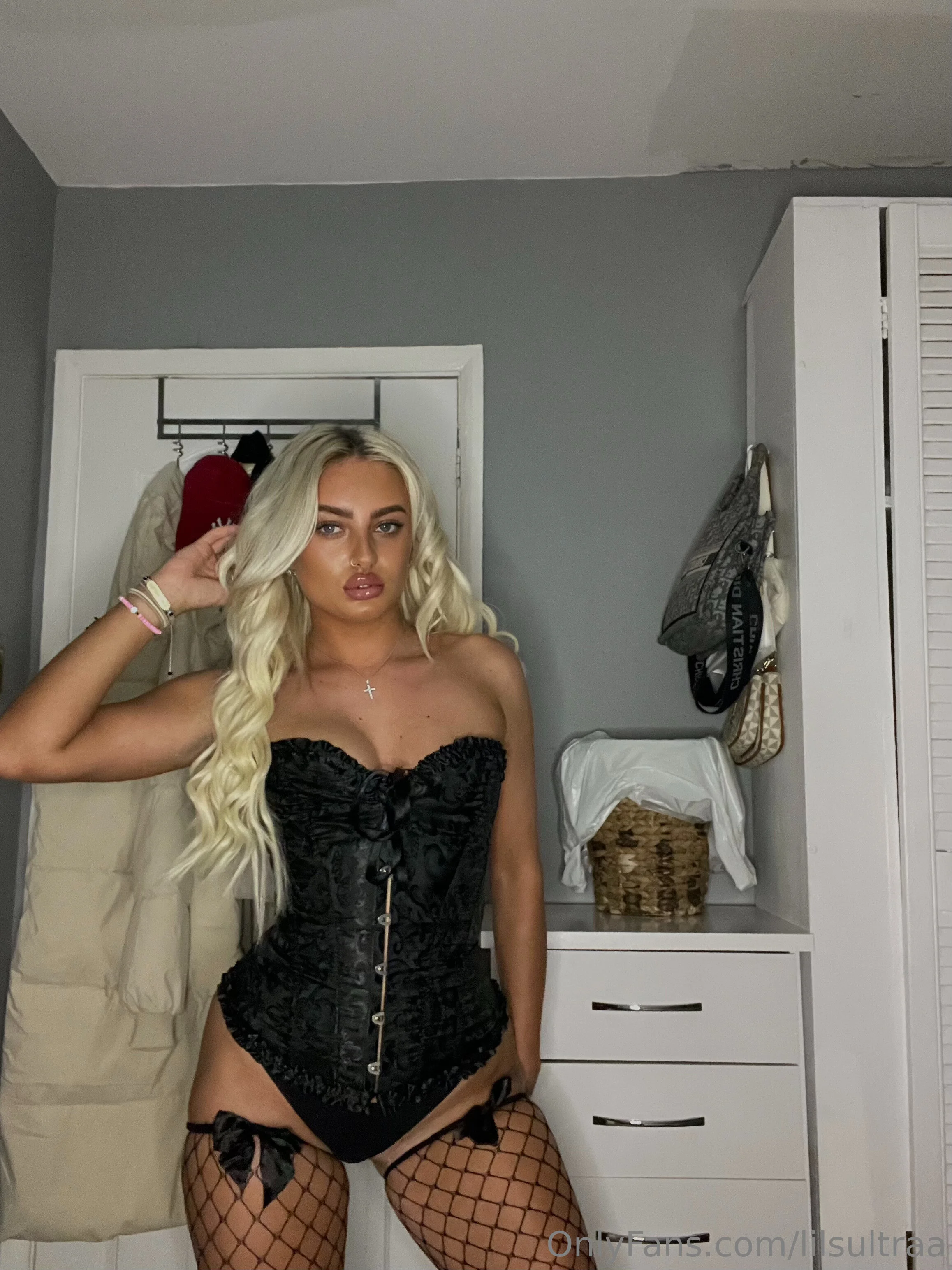 Lils🫦 @lilsultraa max minghella