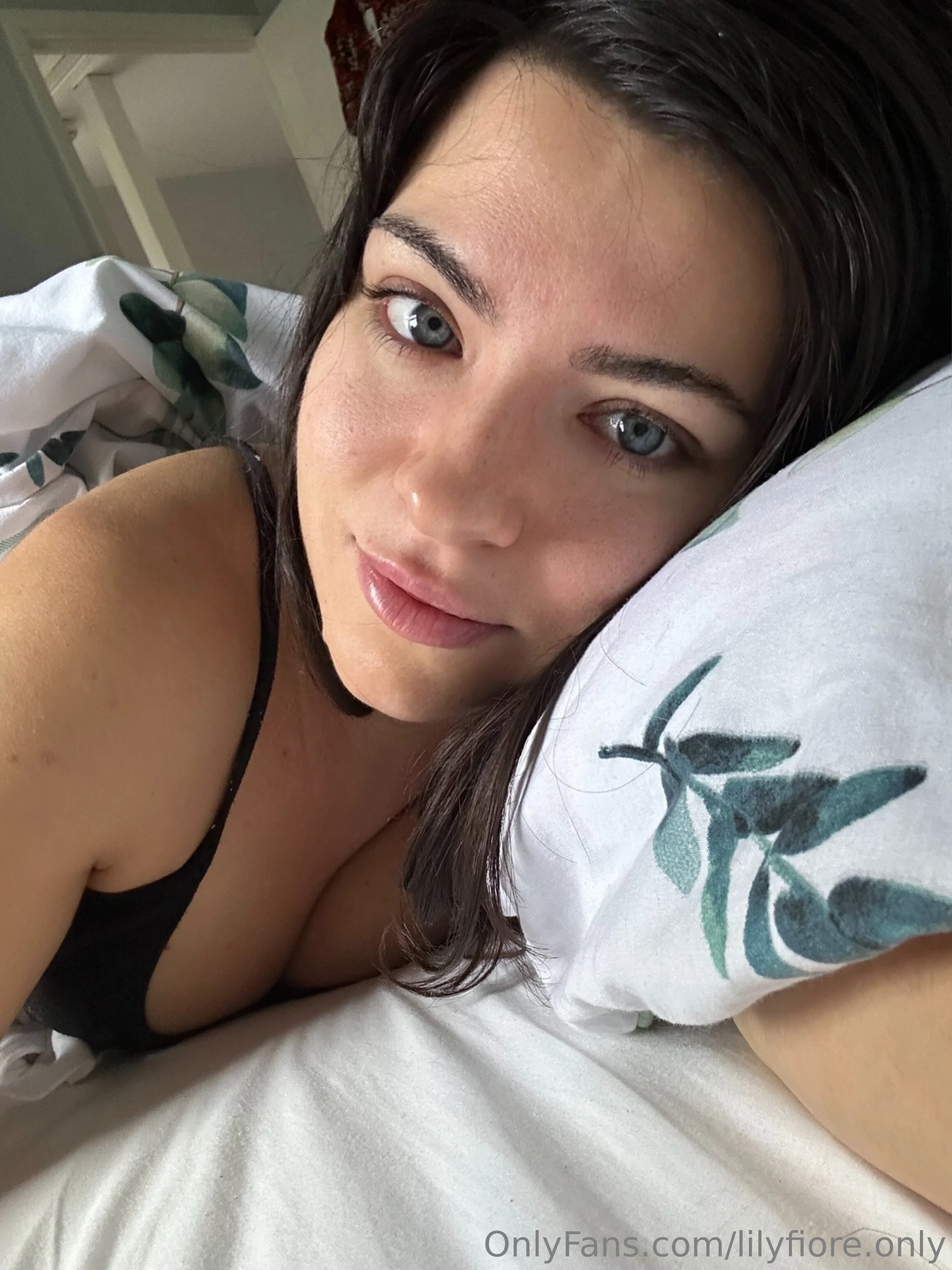 Lily Fiore @lilyfiore.only lesbian