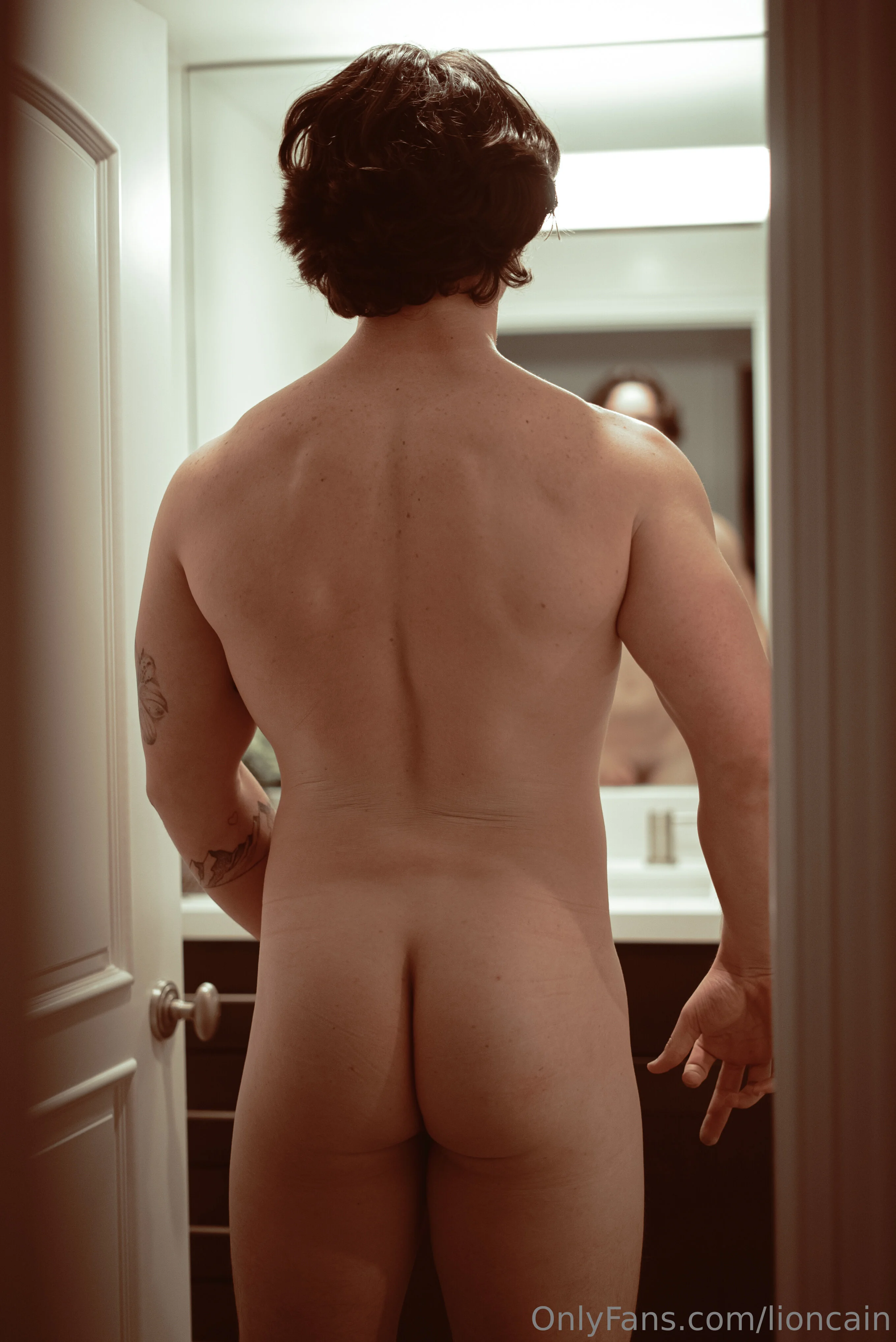 Lioncain @lioncain naked