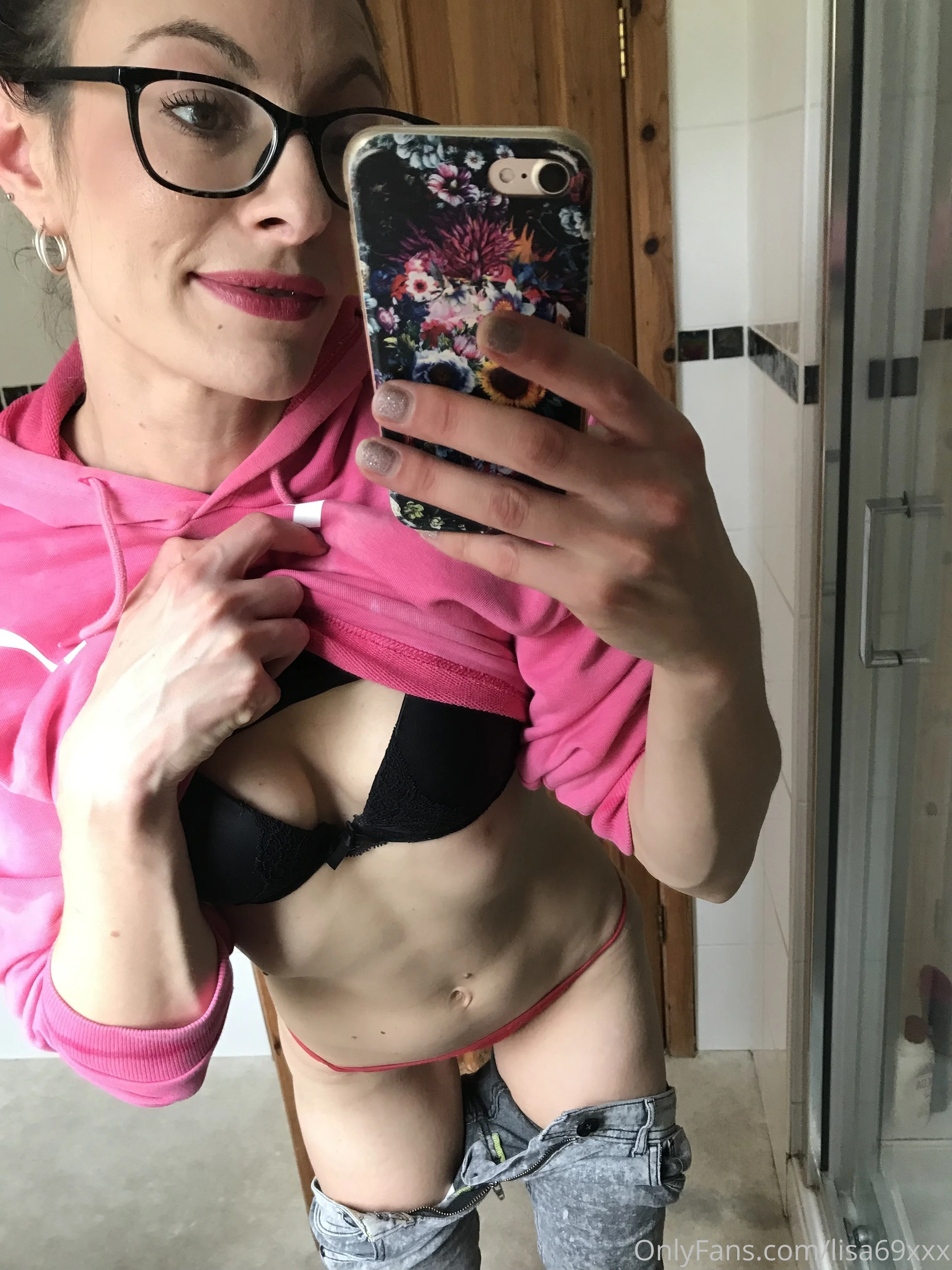 Lisa69xxx @lisa69xxx boob morph