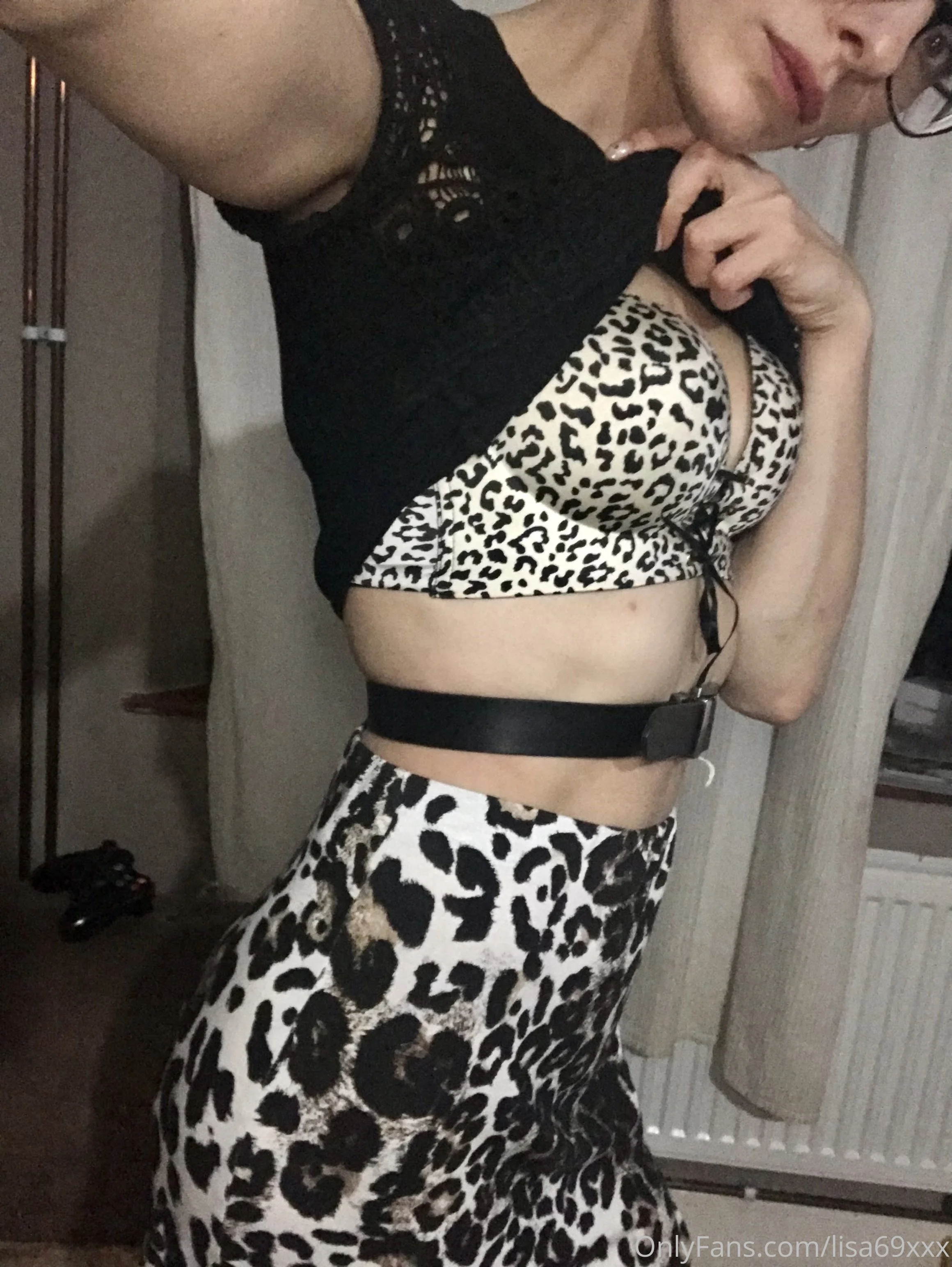 Lisa69xxx @lisa69xxx twerking