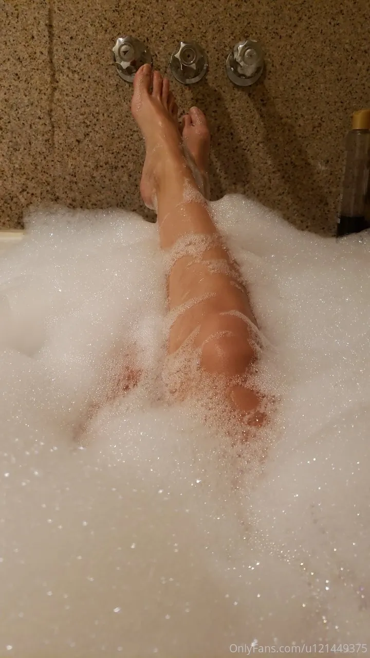 Lolli @lolli80 porns