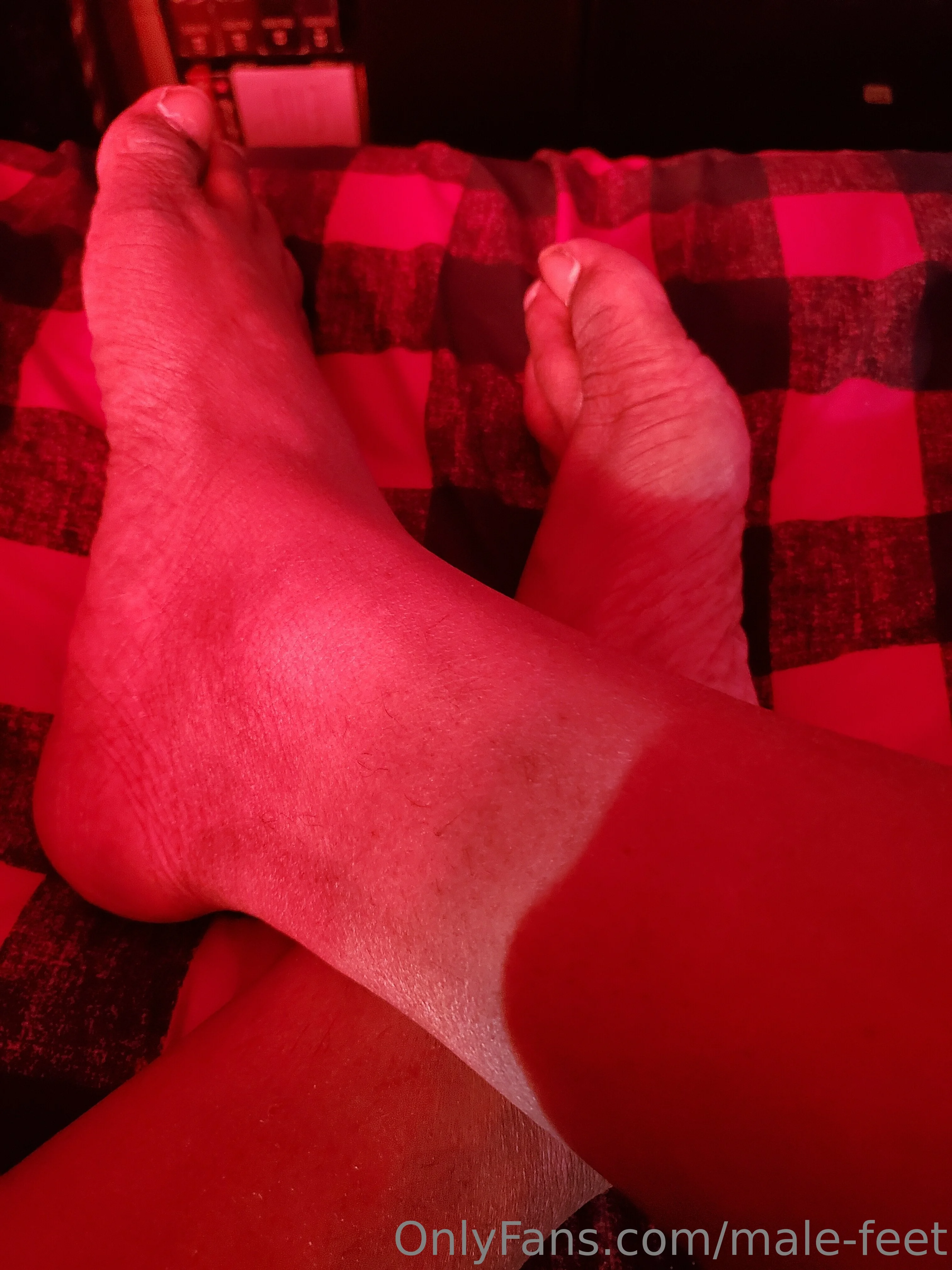 Only Guy Feet @male-feet onlyfans porn