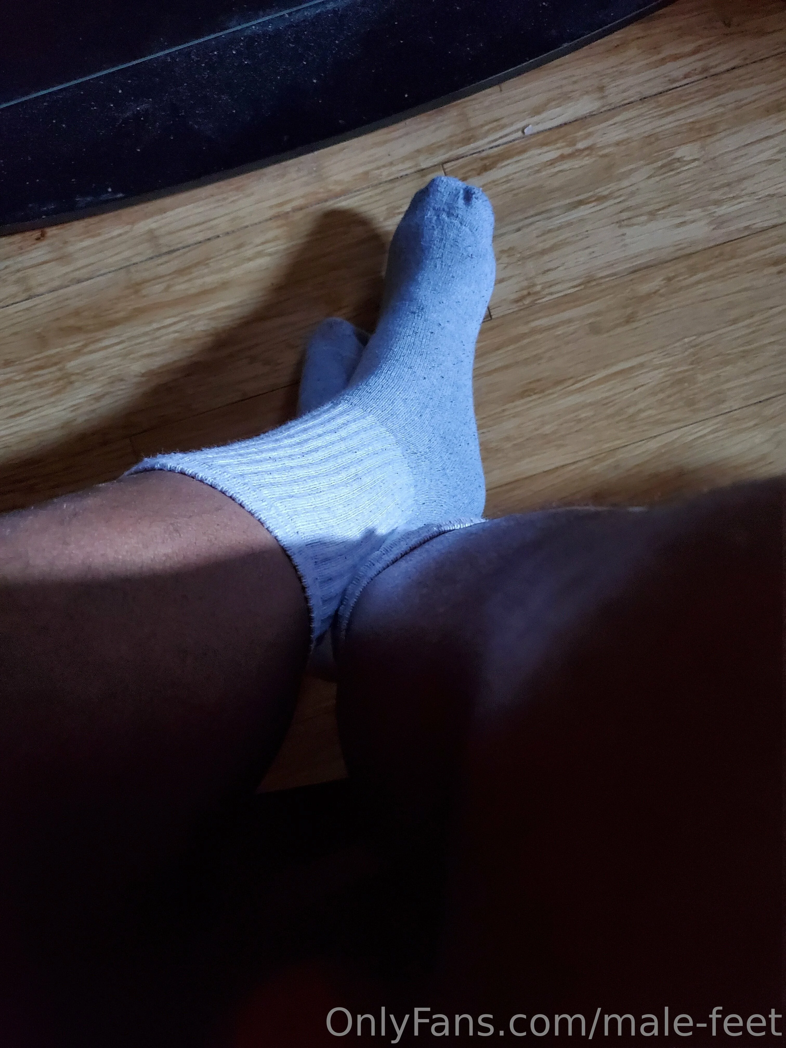Only Guy Feet @male-feet reddit