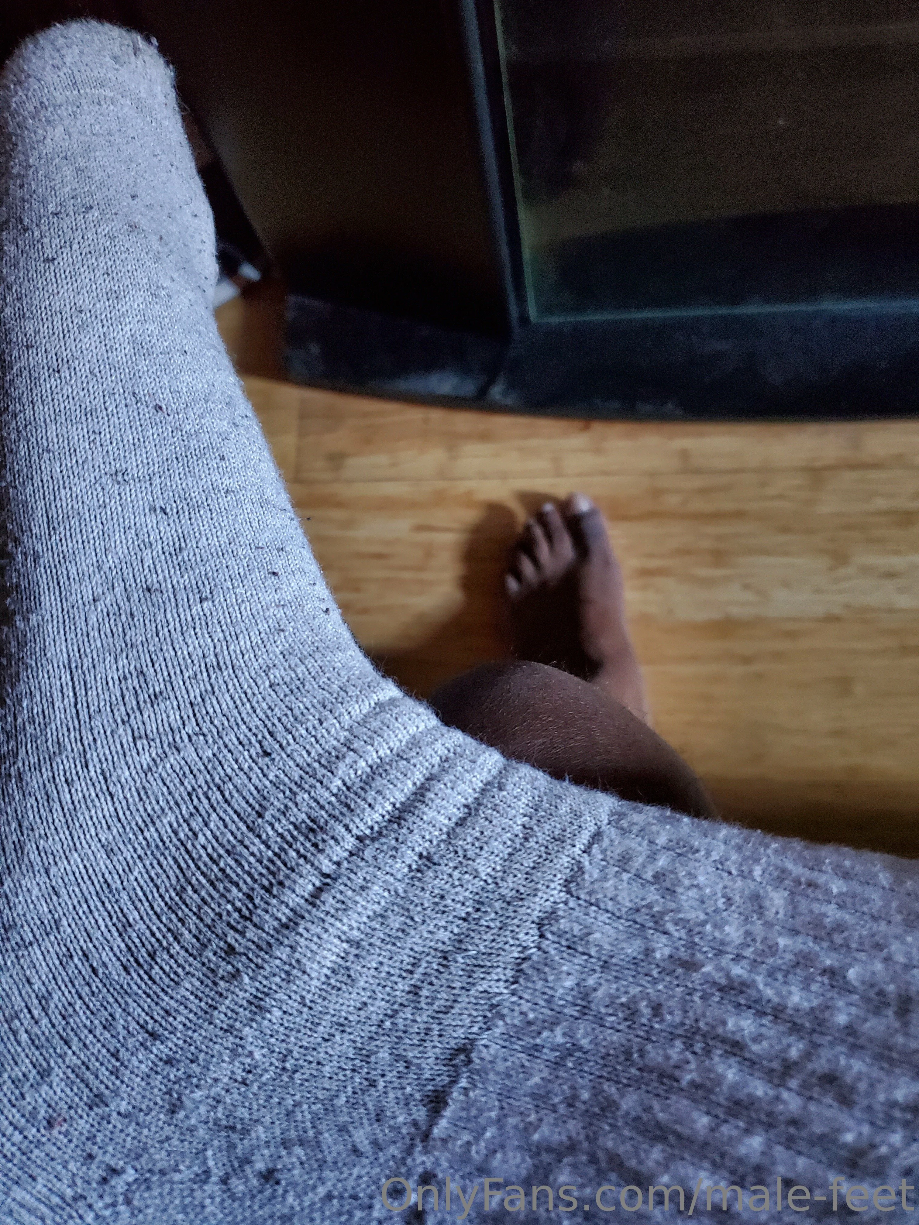 Only Guy Feet @male-feet ass