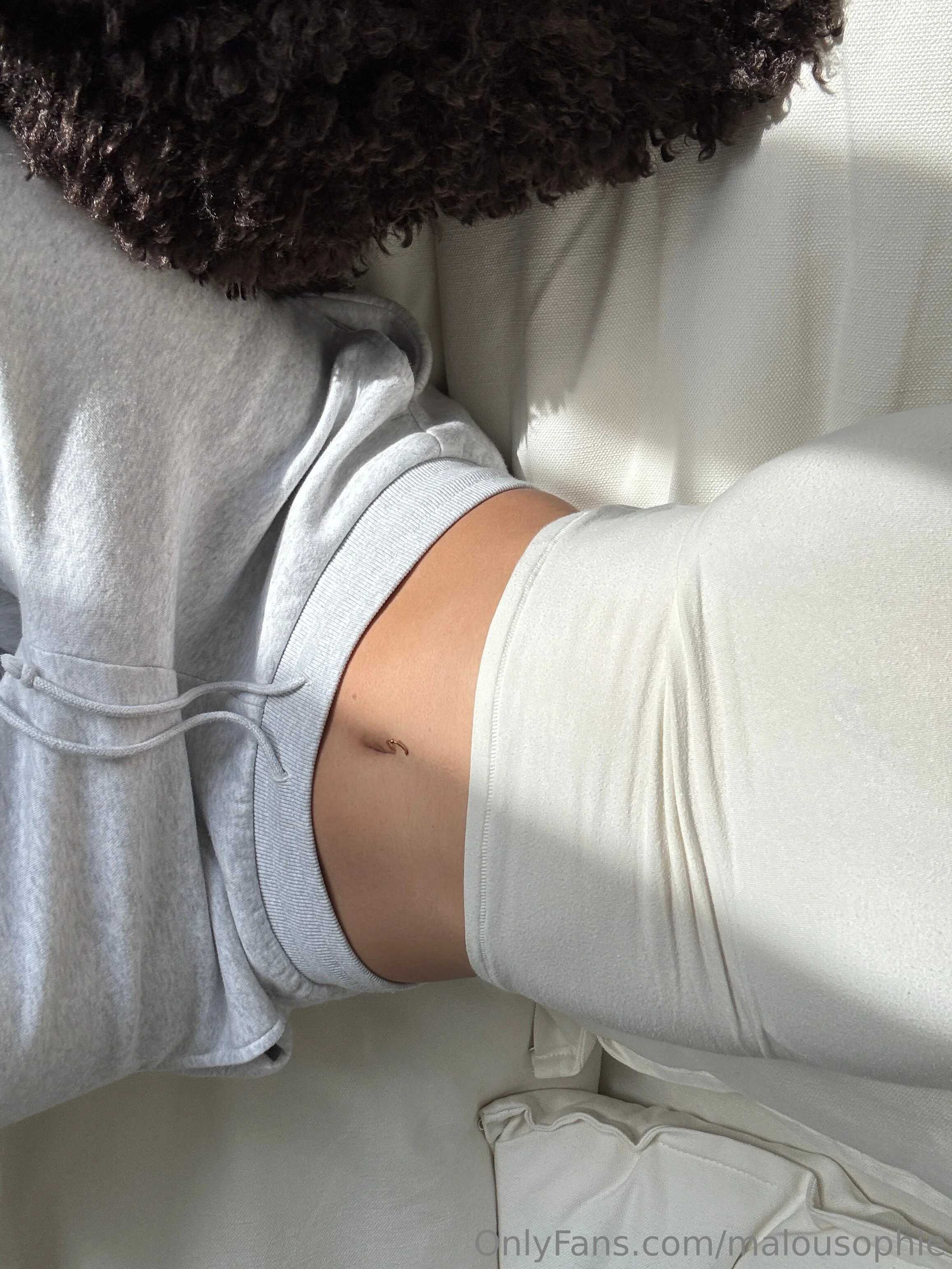 cozy day in bed or should i get undressed? 💋