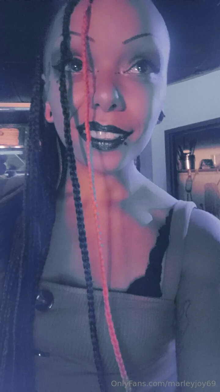 Marley Joy @marleyjoy69 how much is the soap