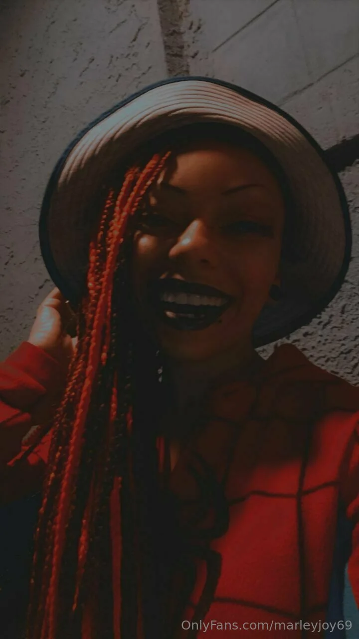 Marley Joy nude Photo /  Porn - Photo #2