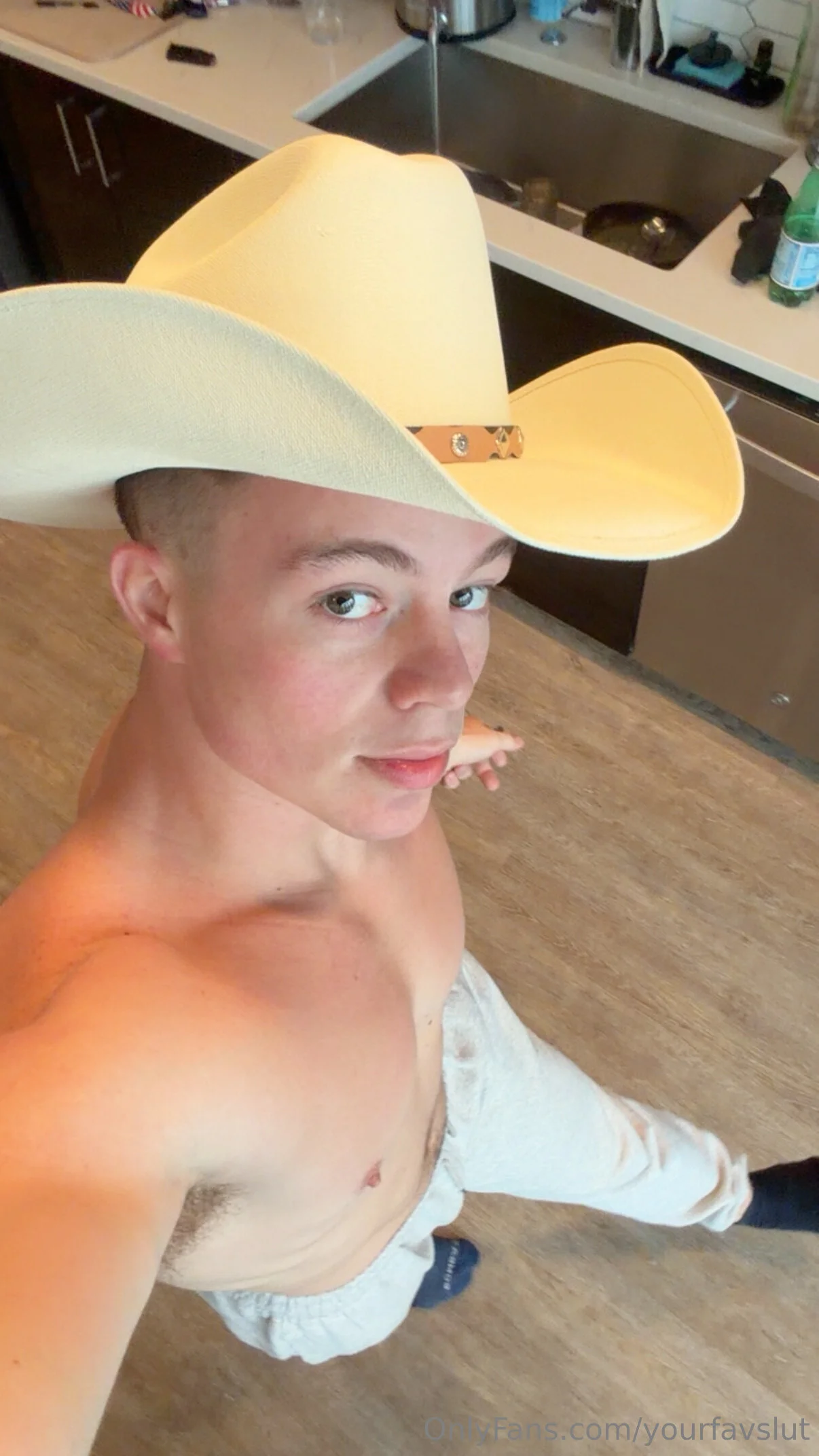 Michael nude Photo /  Porn - Photo #15