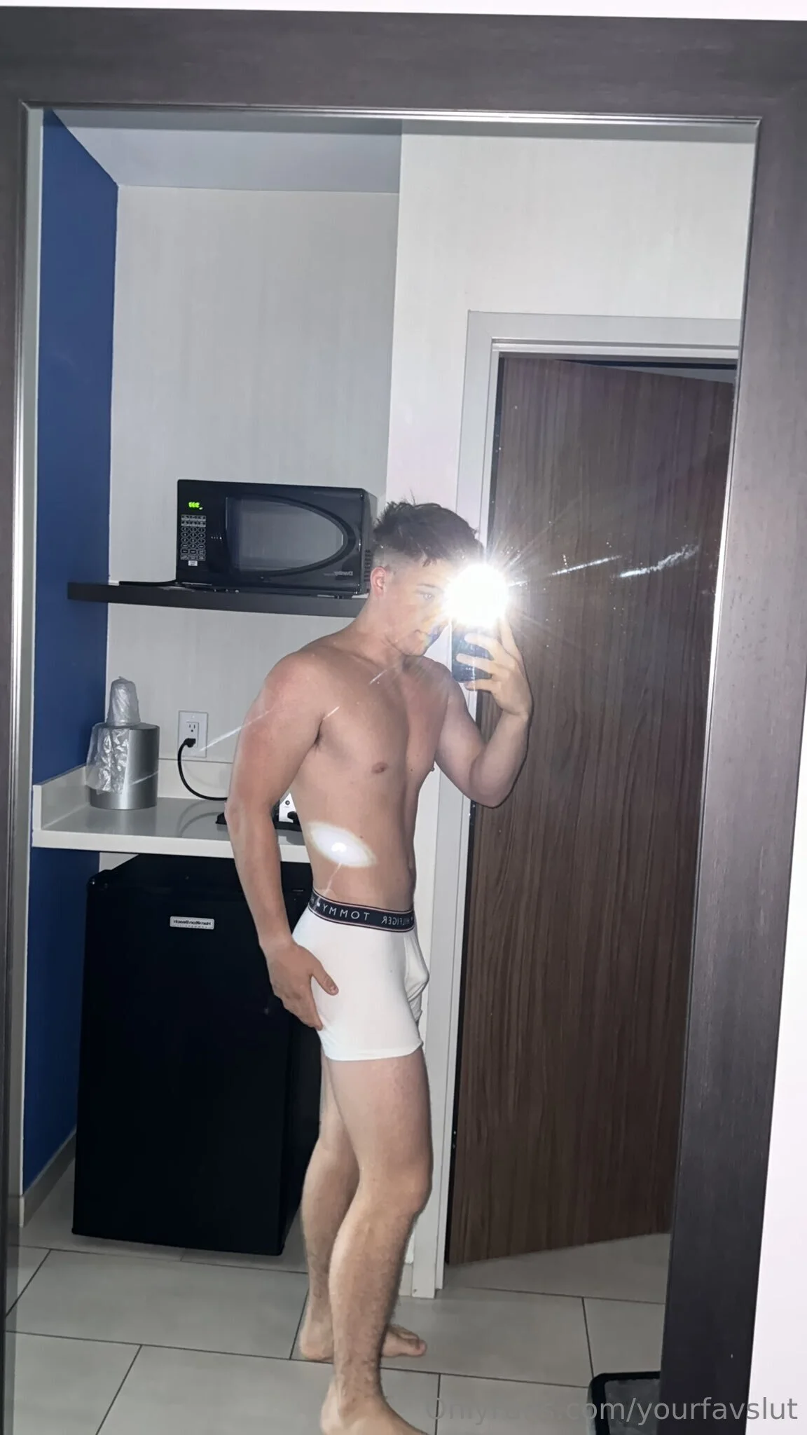 Michael nude Photo /  Porn - Photo #3