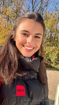 Mich💙 stepdaughter