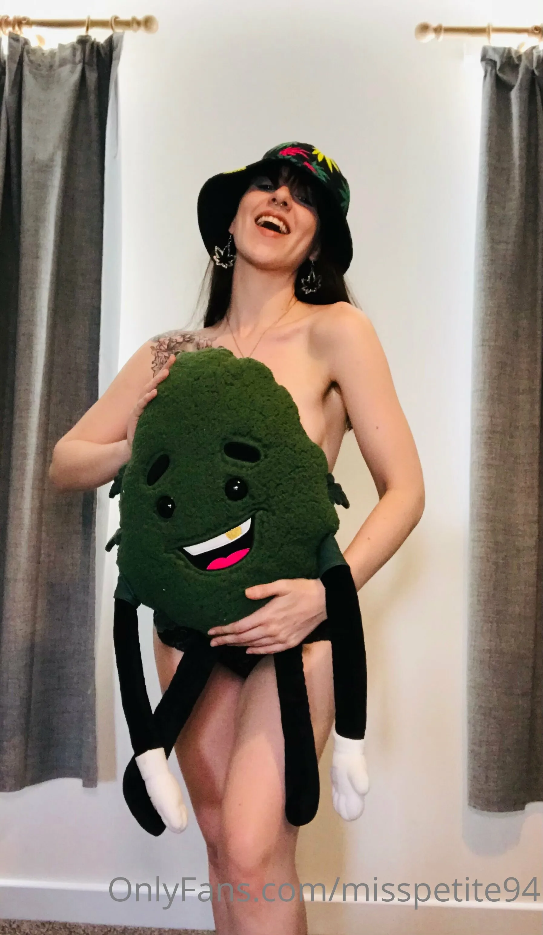 Miss petite feet @misspetite94 age
