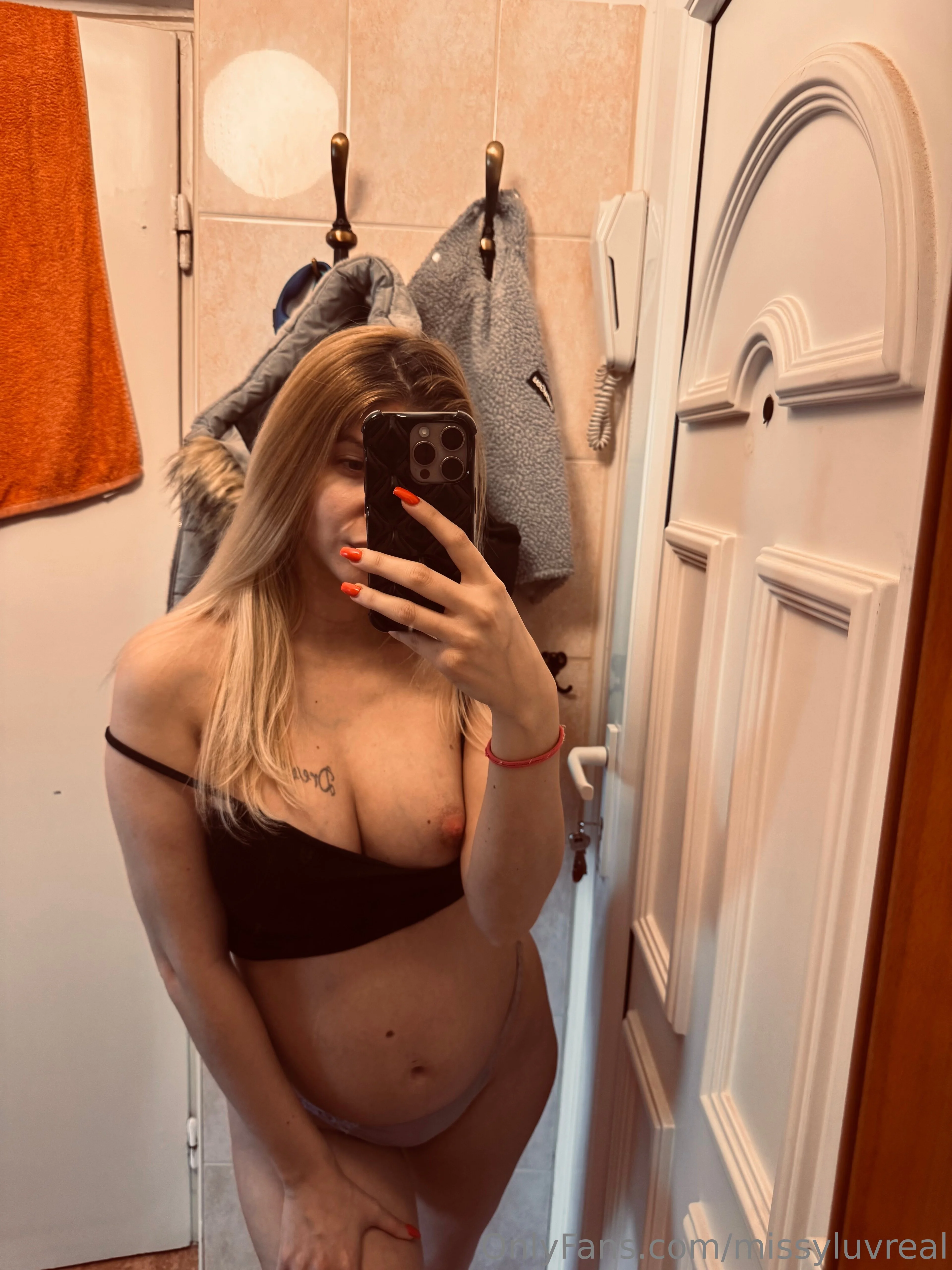 Missy Luv @missyluvreal feet