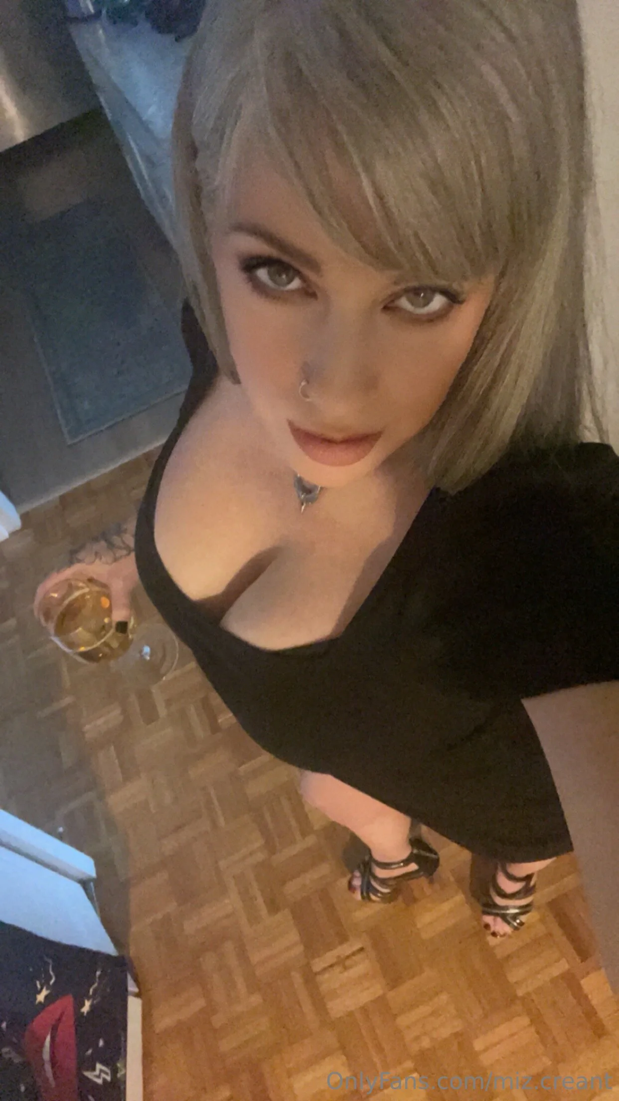 Cassie Moore jerk.off challenge