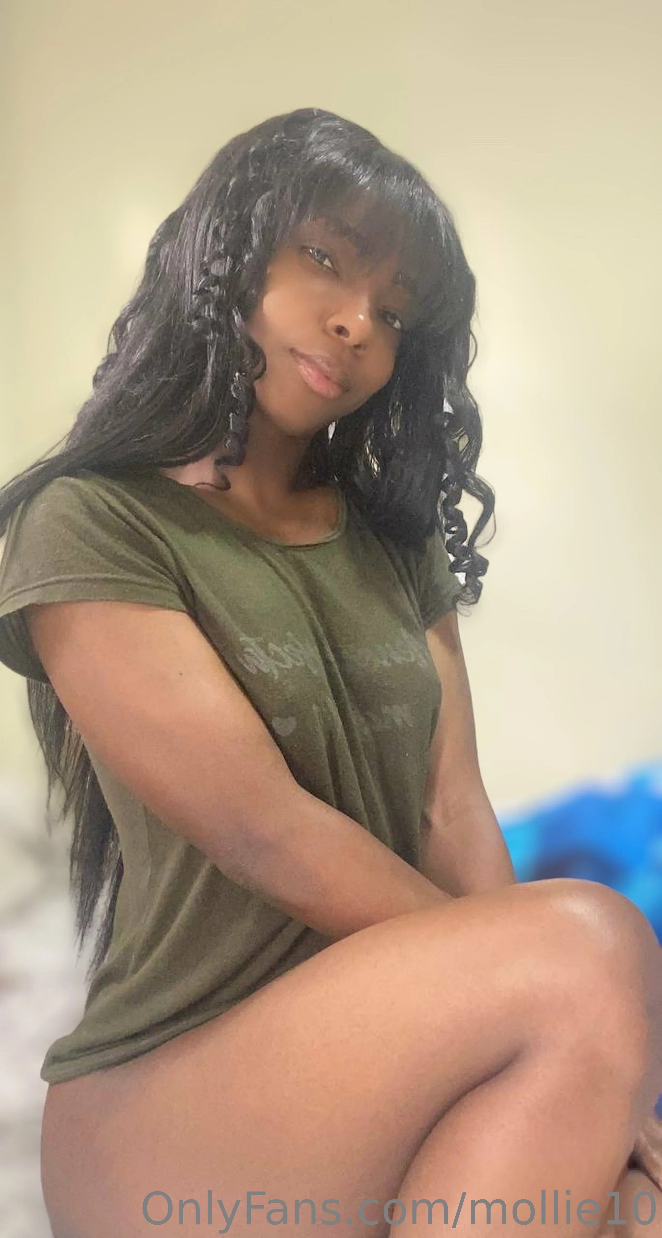 Mollie V.C. 📱 husband