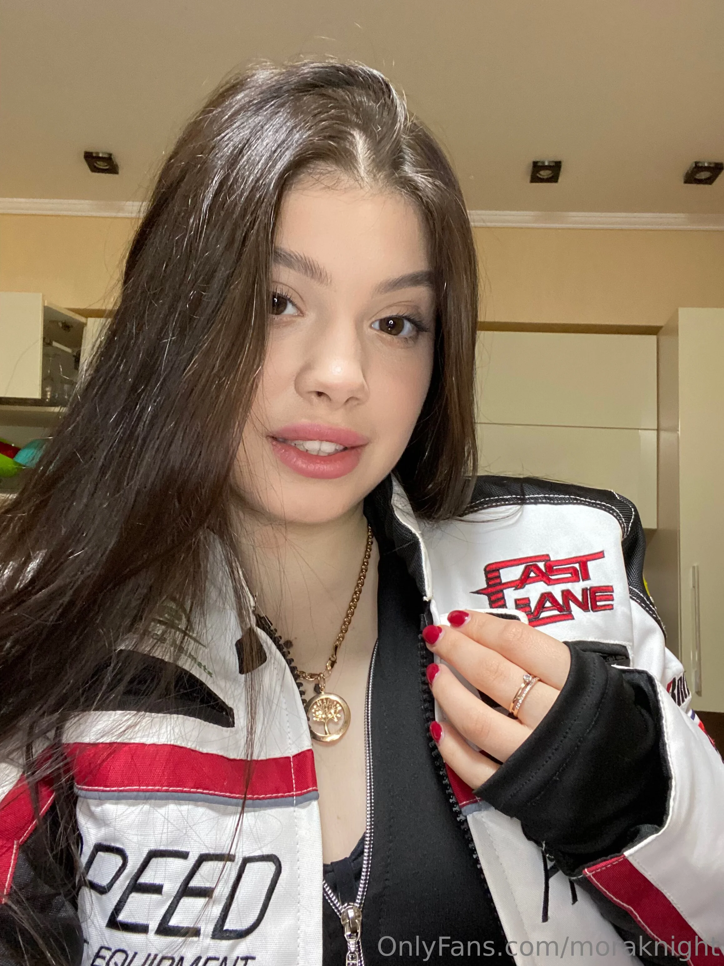 Mora💕 @moraknight is deaf