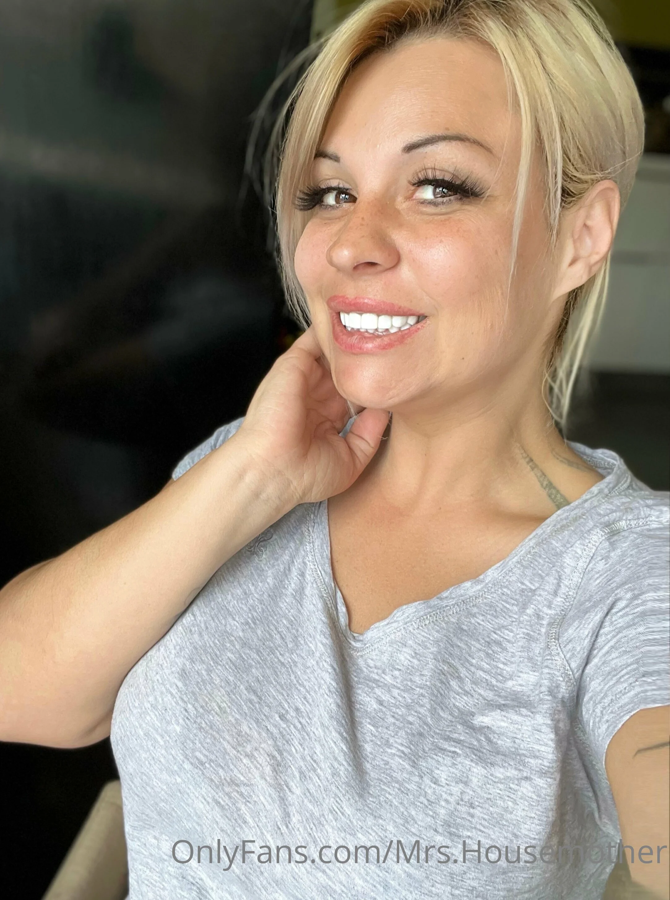 Mrs.Housemother creampie