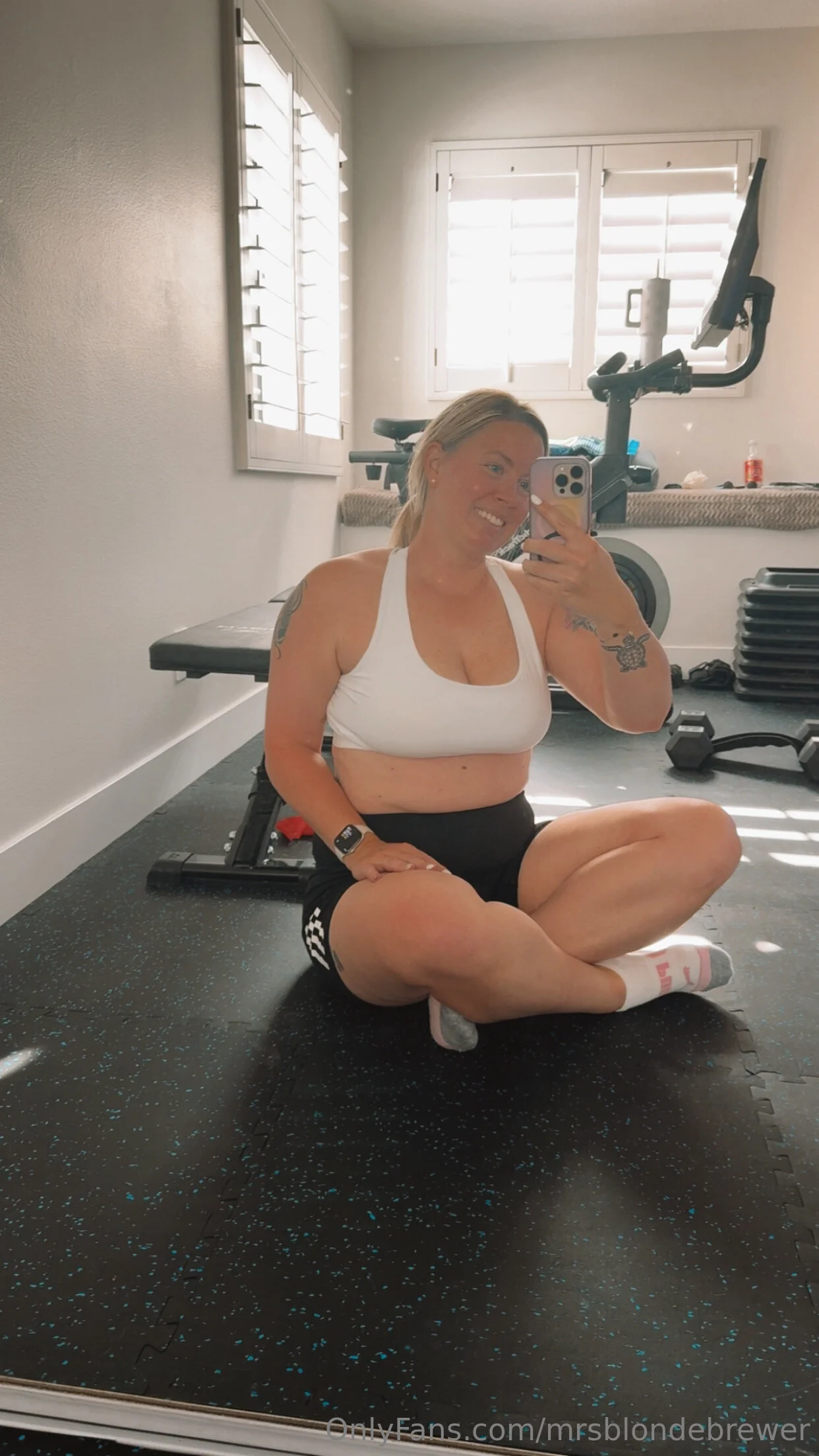 MC @mrsblondebrewer jeams ad