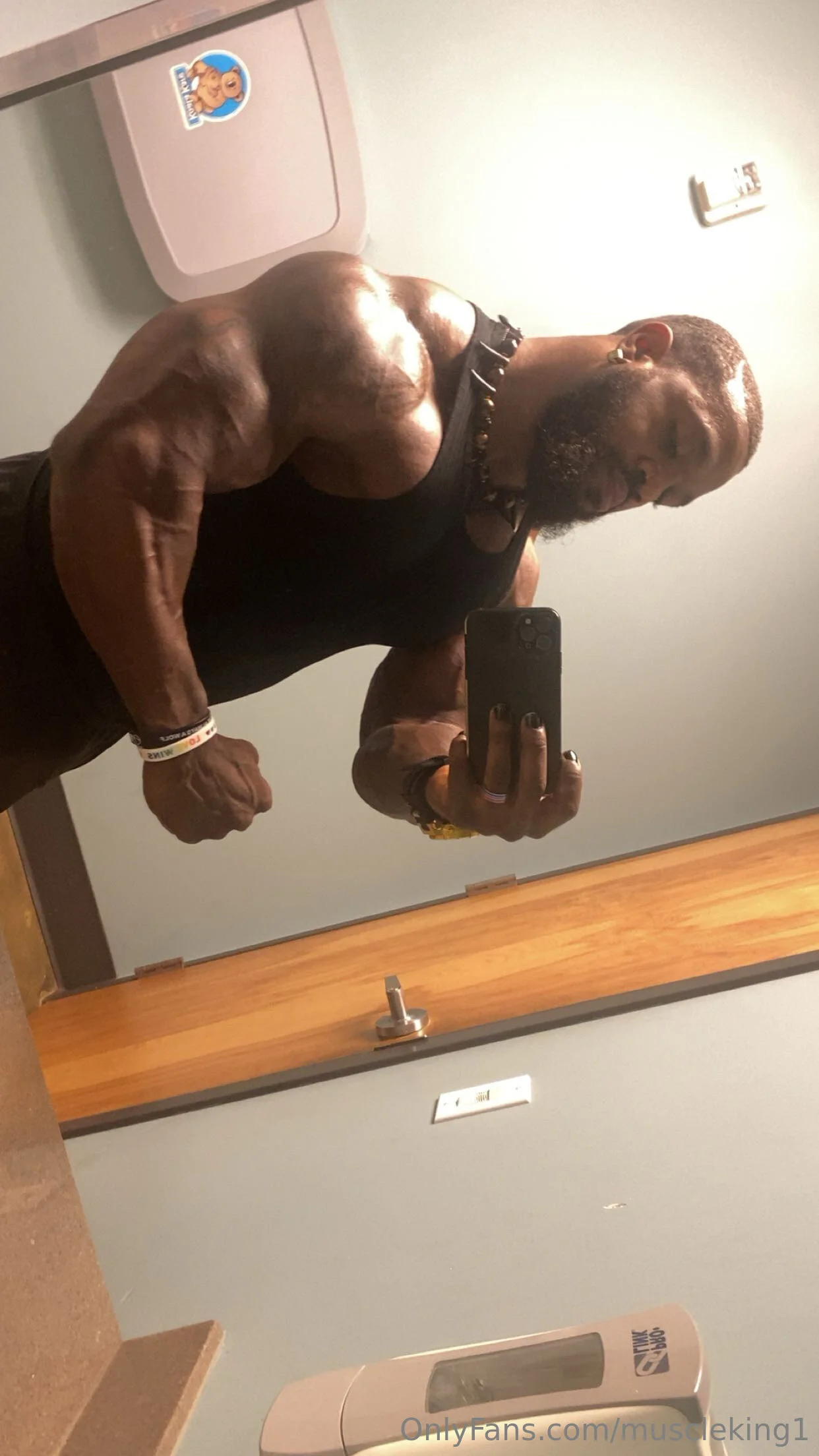 Q Green🖤 🌈🧛🏽‍♂️ sextape