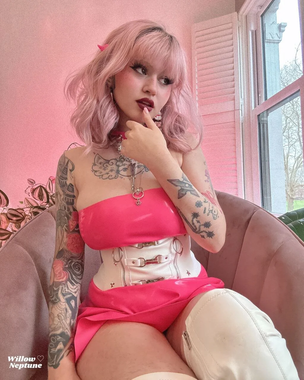 welcome to my wonderland, its time to edge your brain away 💕P.S: my VIP is wayyy hotter than this (+ all clips are disco