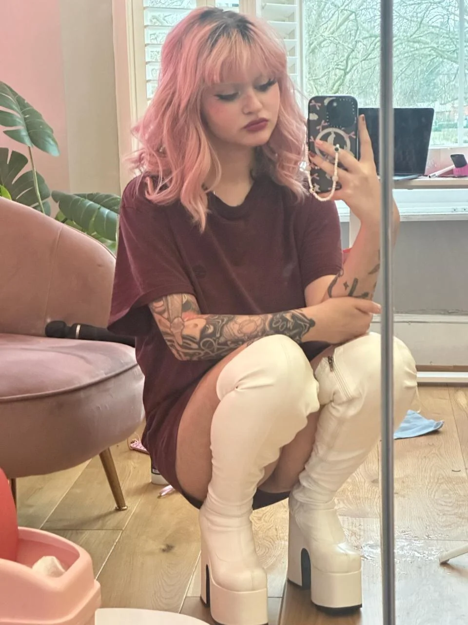 willow 💭 photos of angie