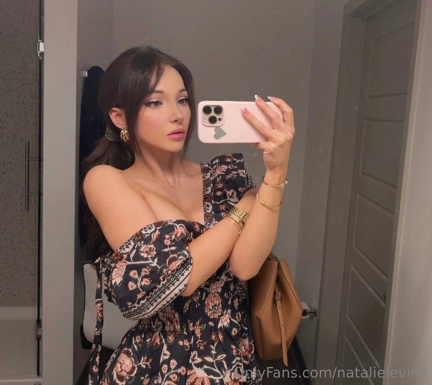 Natalie (link in bio) ❤️‍🔥 @natalielevinx glen powel