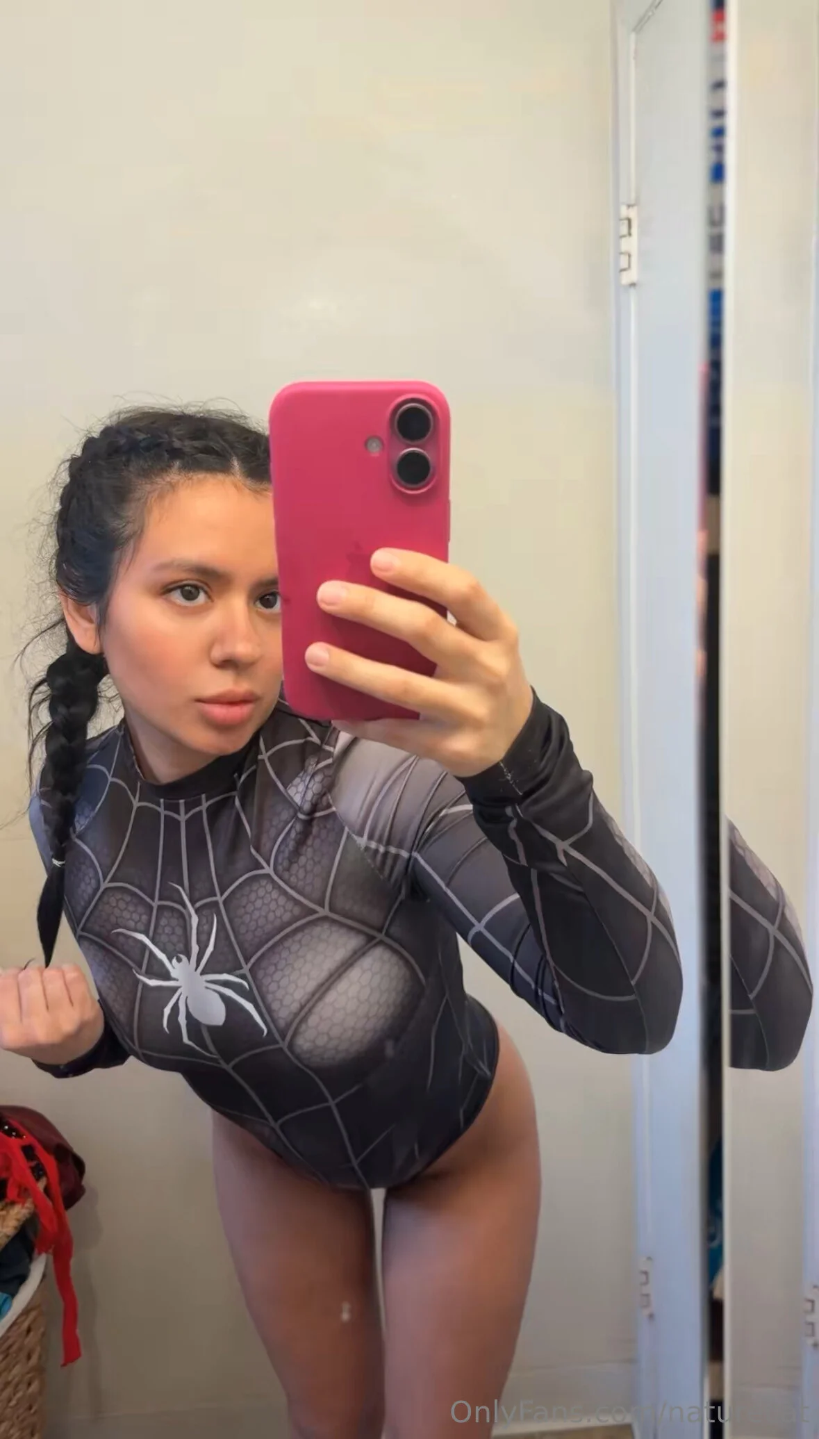 Nature Cat @naturecat and glen powell are perfect couple