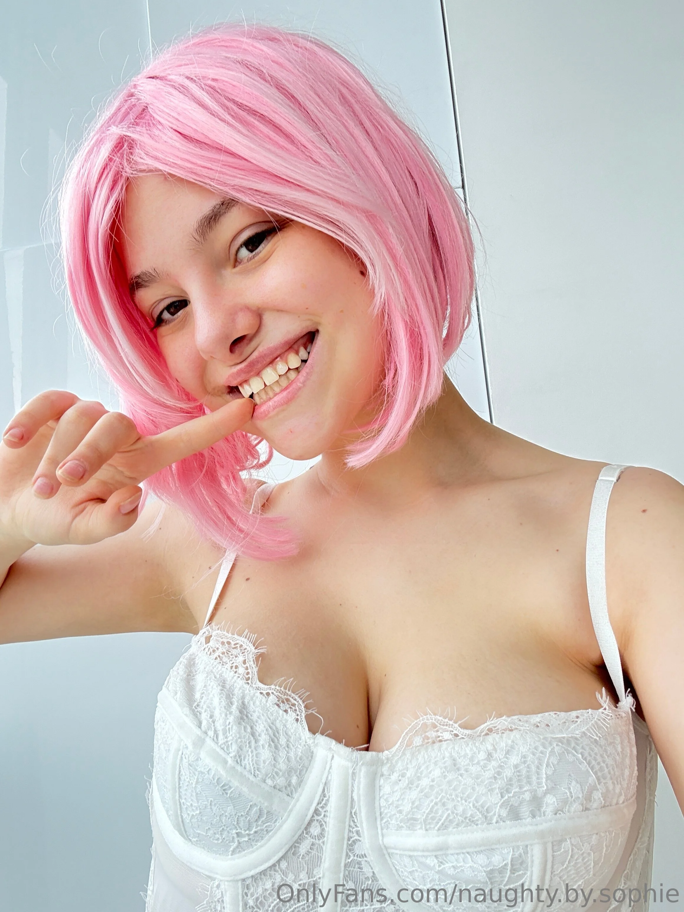 Sophie nude Photo /  Porn - Photo #11