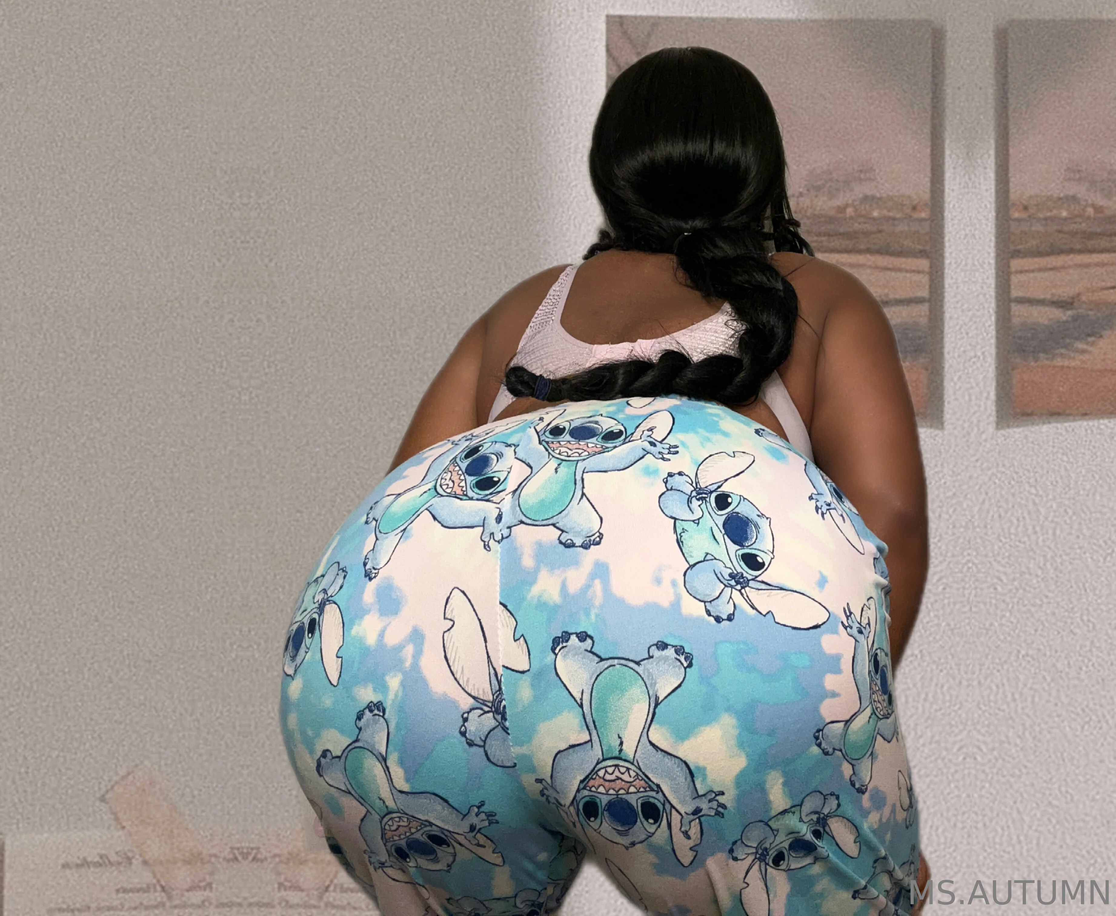 Autumn @nighttimeplay7 selfie