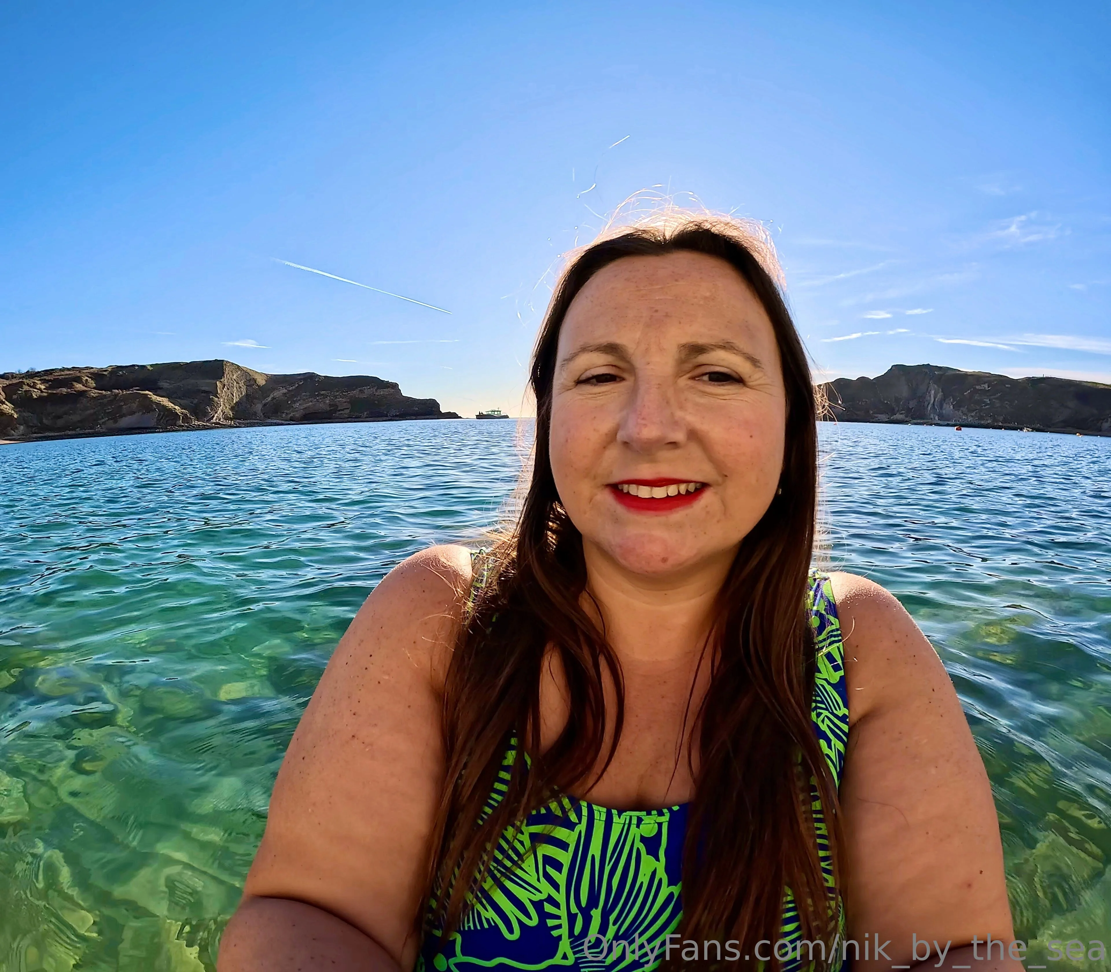 Nikki @nik_by_the_sea midget onlyfans