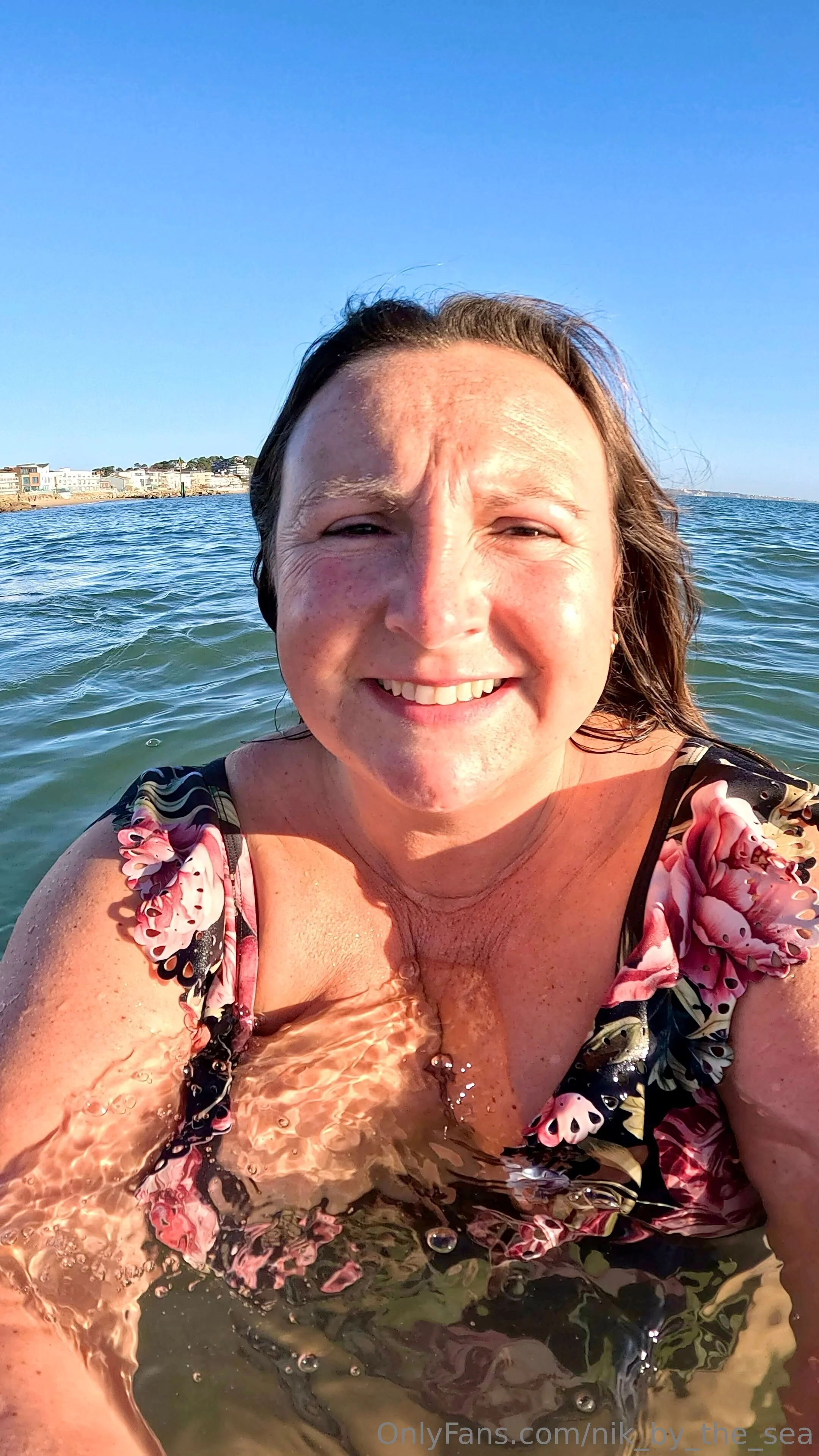 Nikki @nik_by_the_sea ms