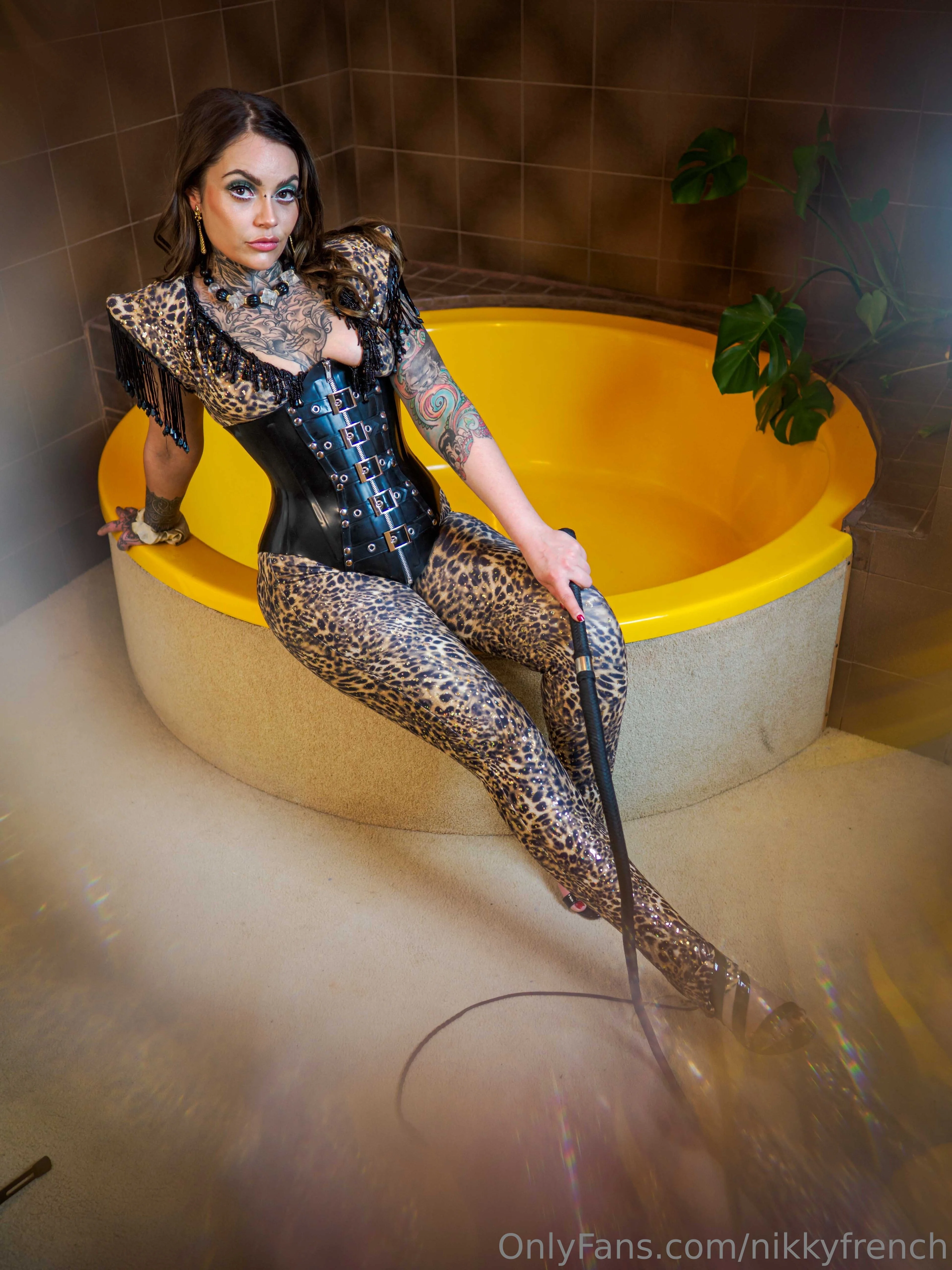 Mistress Nikky French | Mommy Femdom