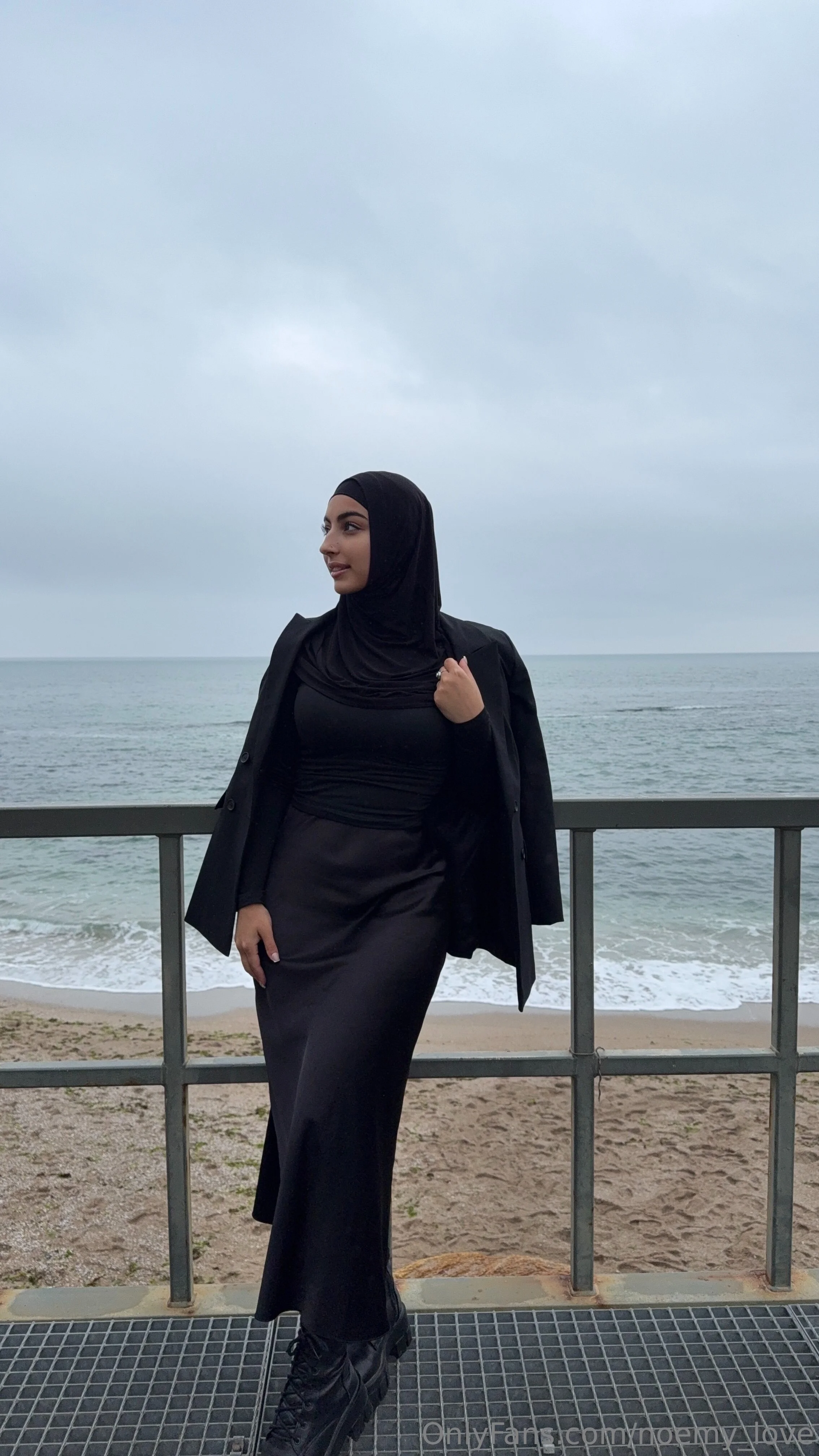 🌙 Noemy🌙 @noemy_love shower scene nsfw