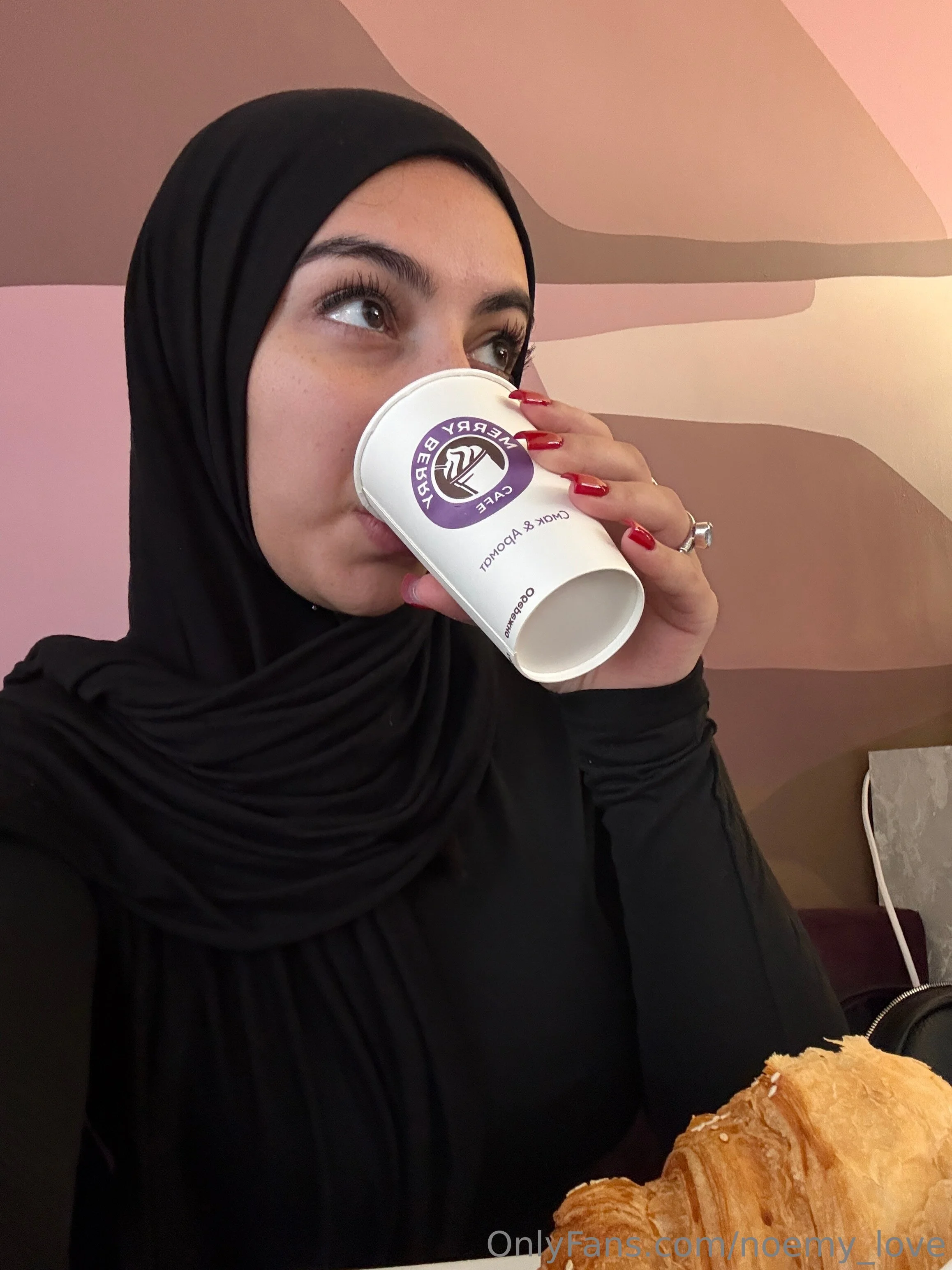 🌙 Noemy🌙 @noemy_love american eagle nude