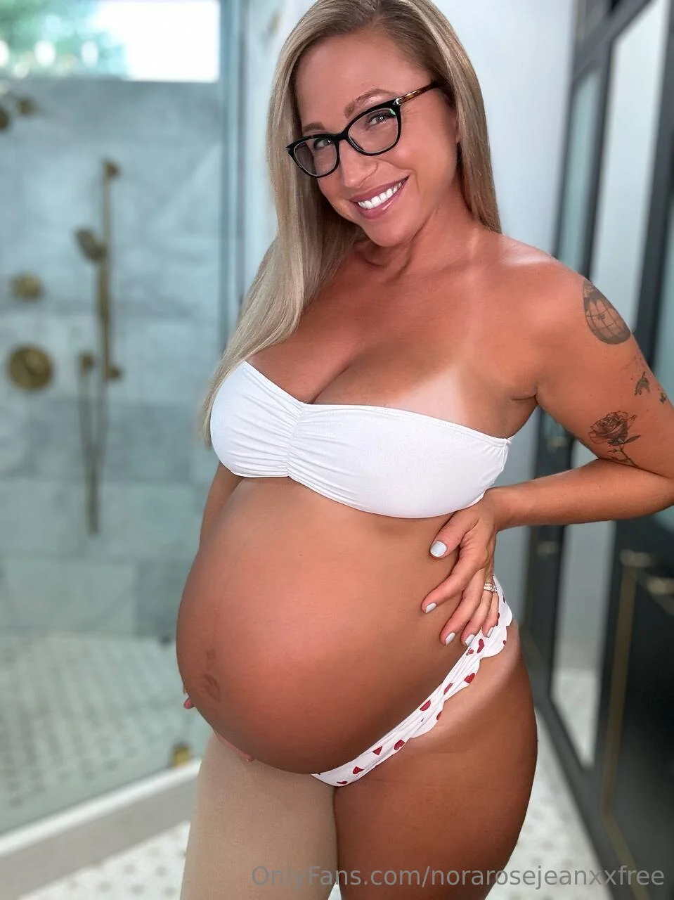 Nora Rose 🌹 FREE PAGE only fans