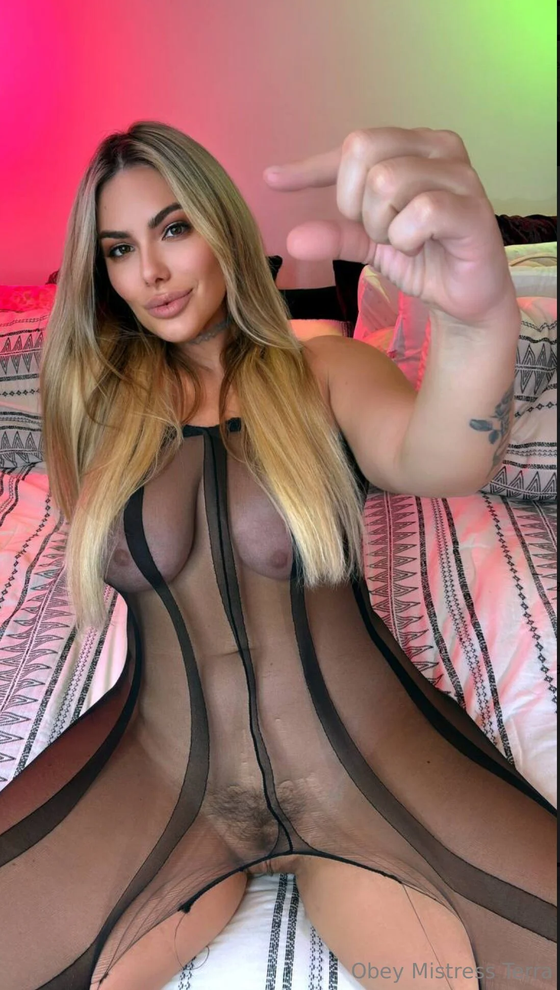 Obey Mommy @obeymistressterra ig pictures