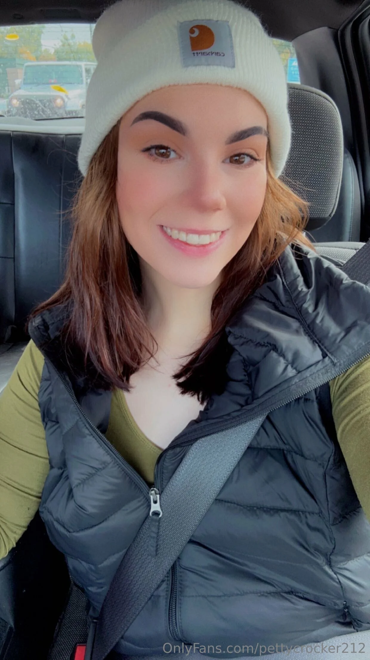 Petty 🥵😘 @pettycrocker212 lil_midgetbaddie