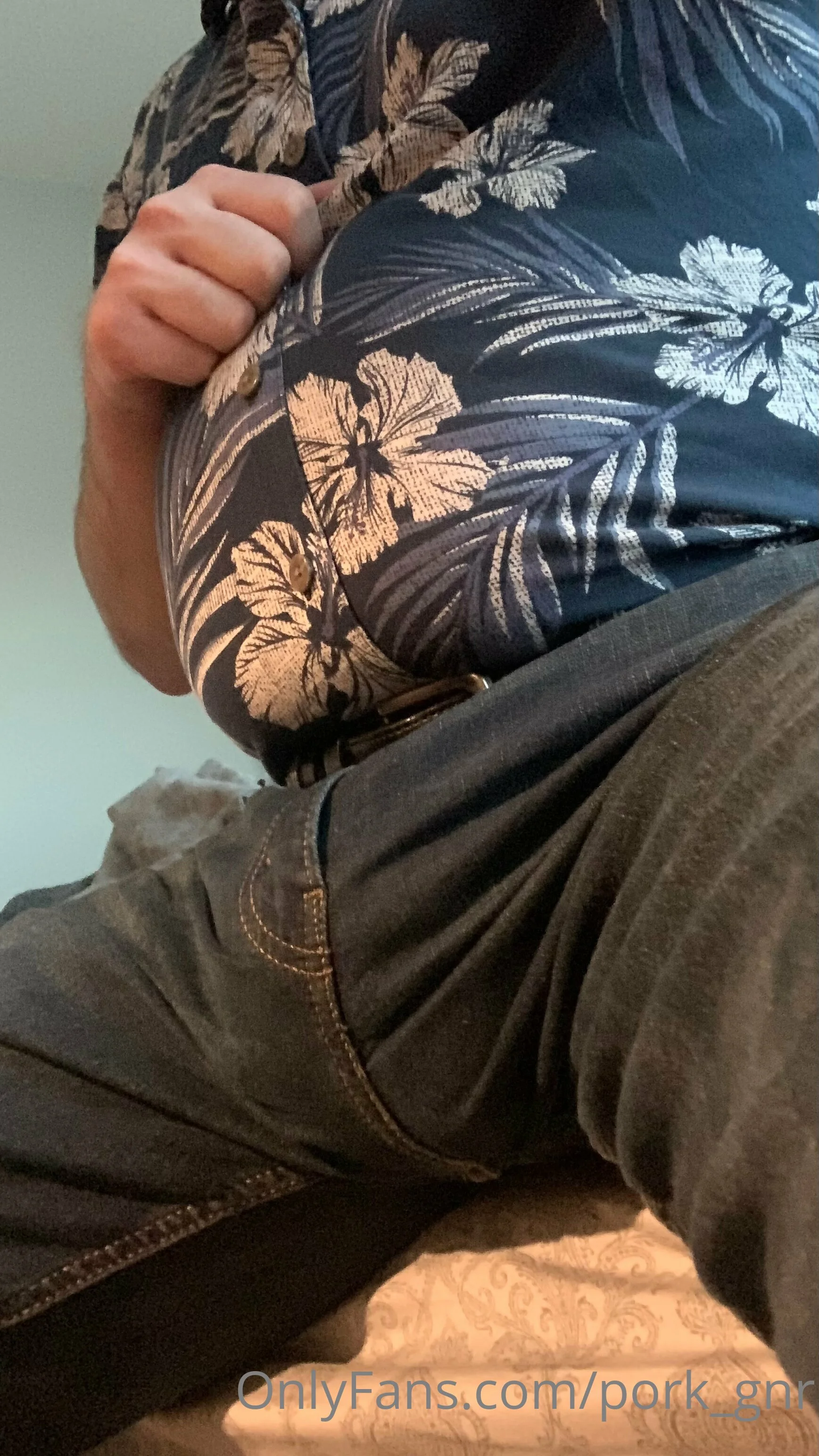 Pork @pork_gnr femdom