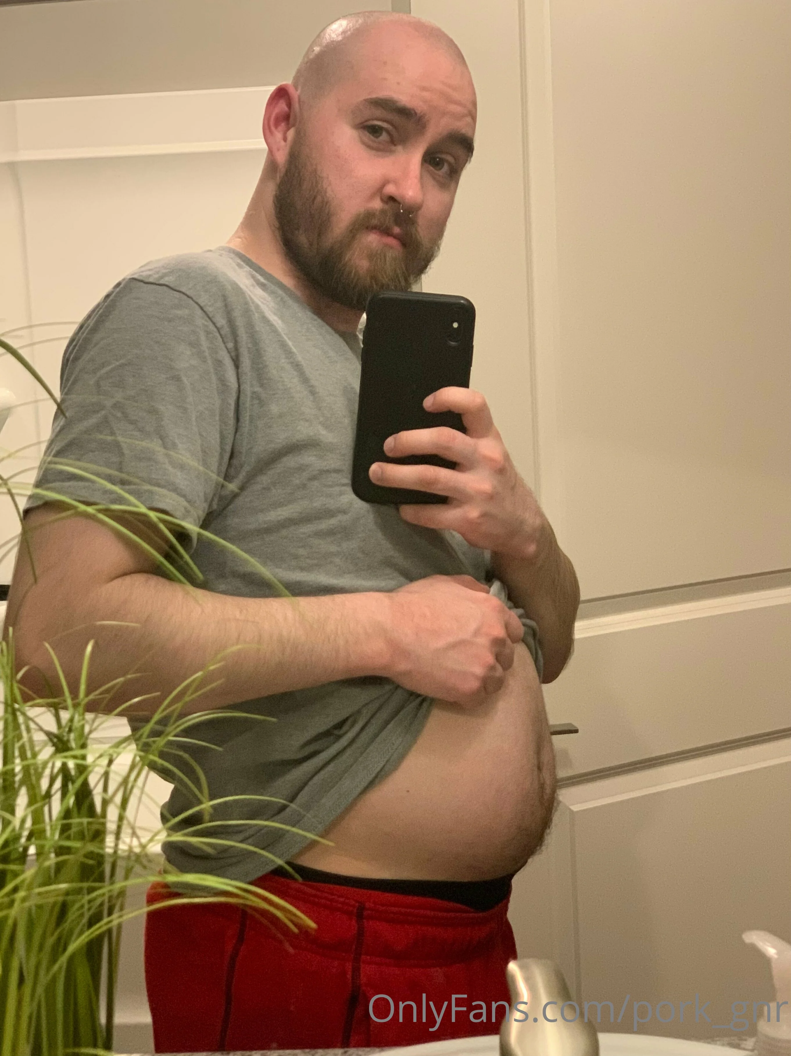 Pork @pork_gnr dad thinks im mom