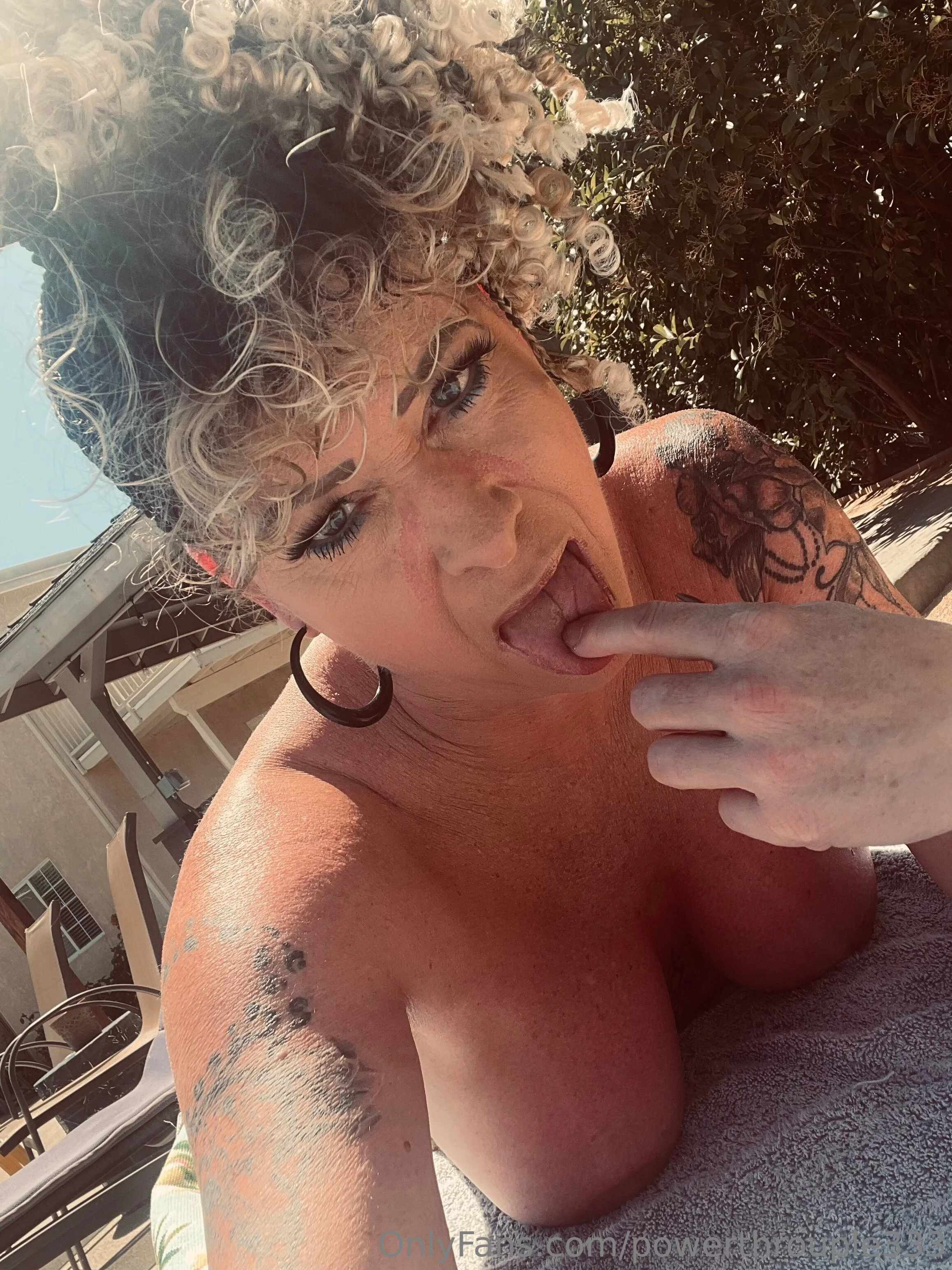 Power Throuple @powerthrouple333 did and glen powell cheat