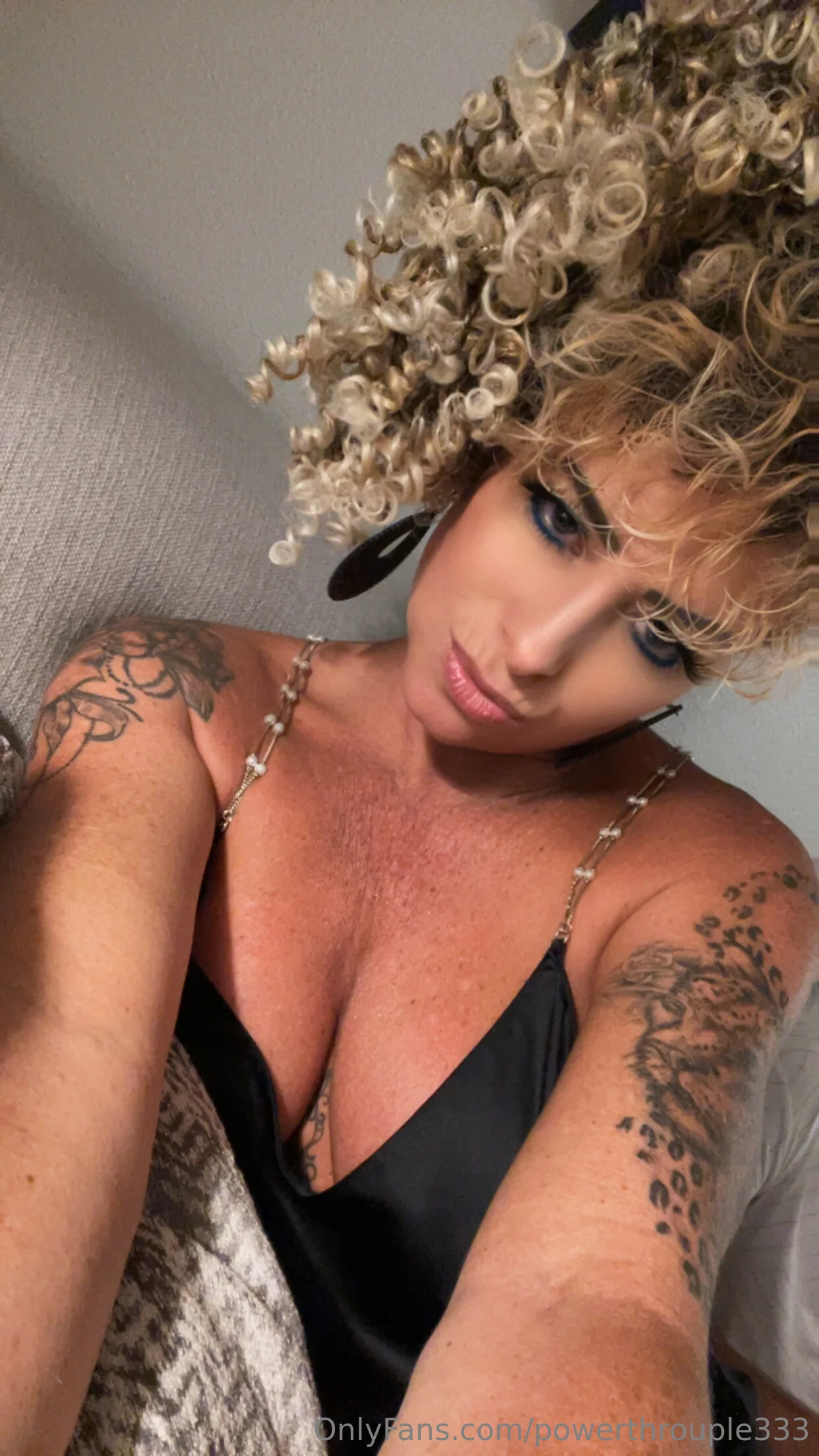 Power Throuple @powerthrouple333 as catwoman