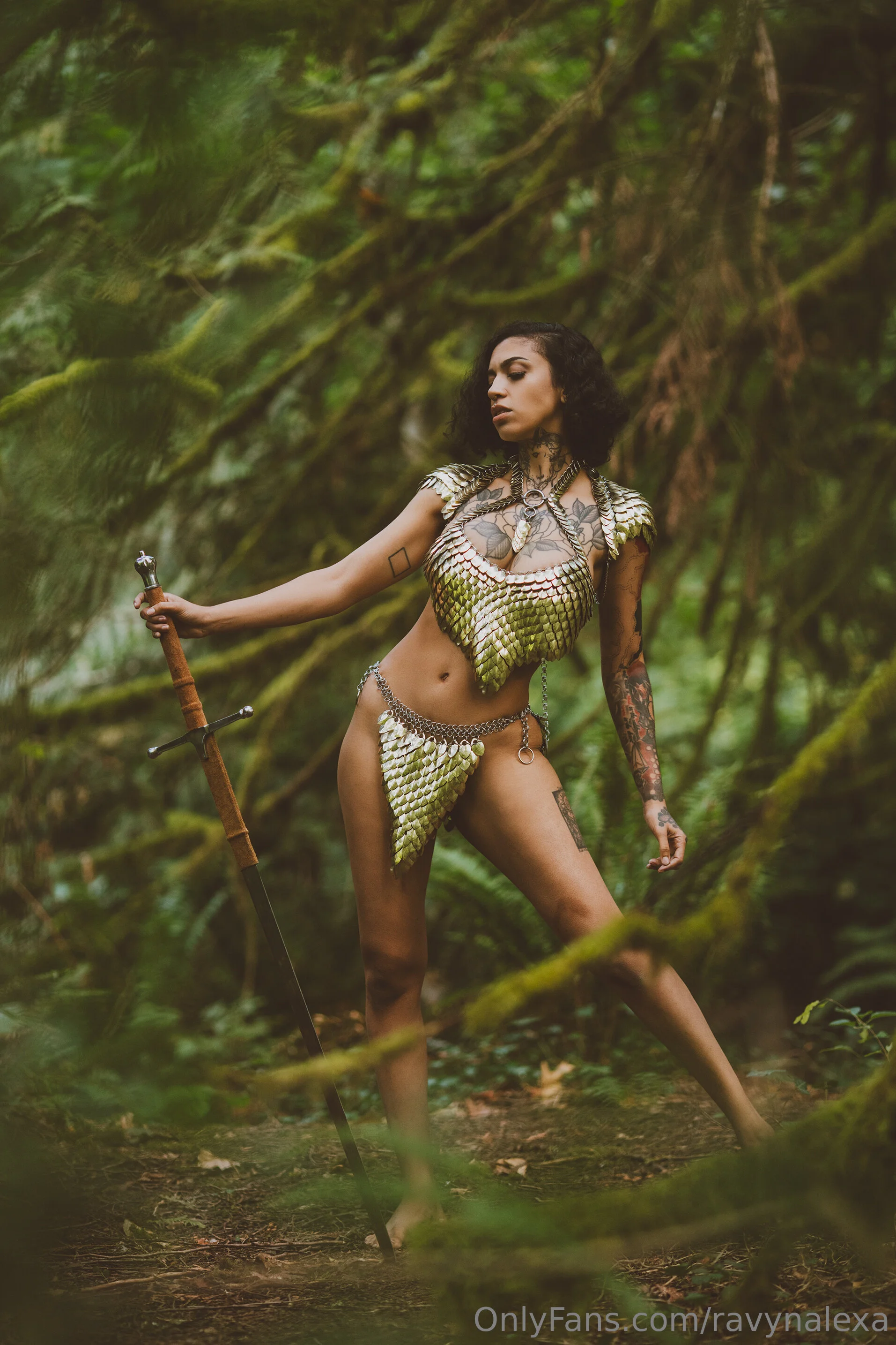 Ravyn Alexa sexy photos