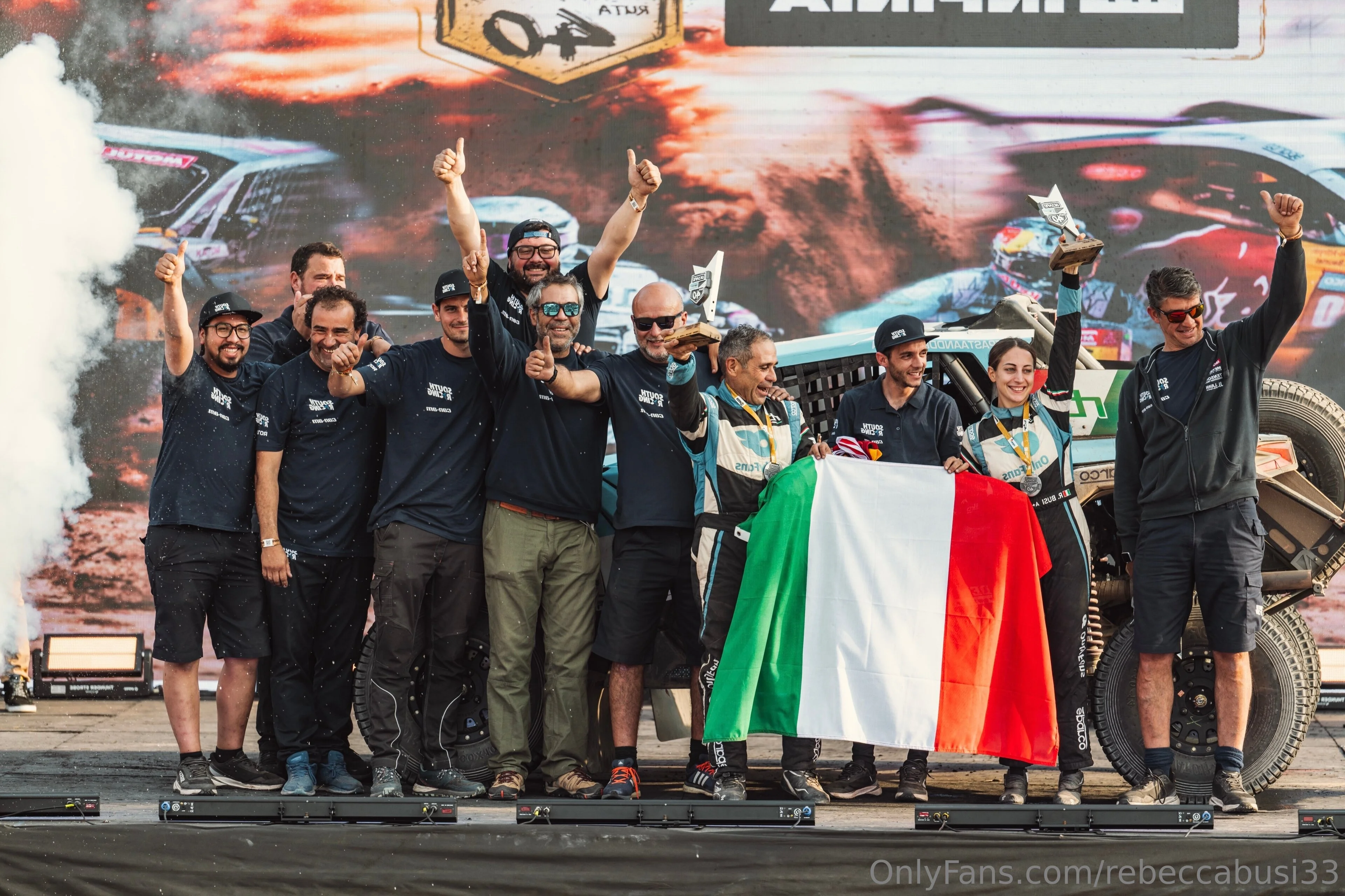 Rebecca @rebeccabusi33 snapchat icons