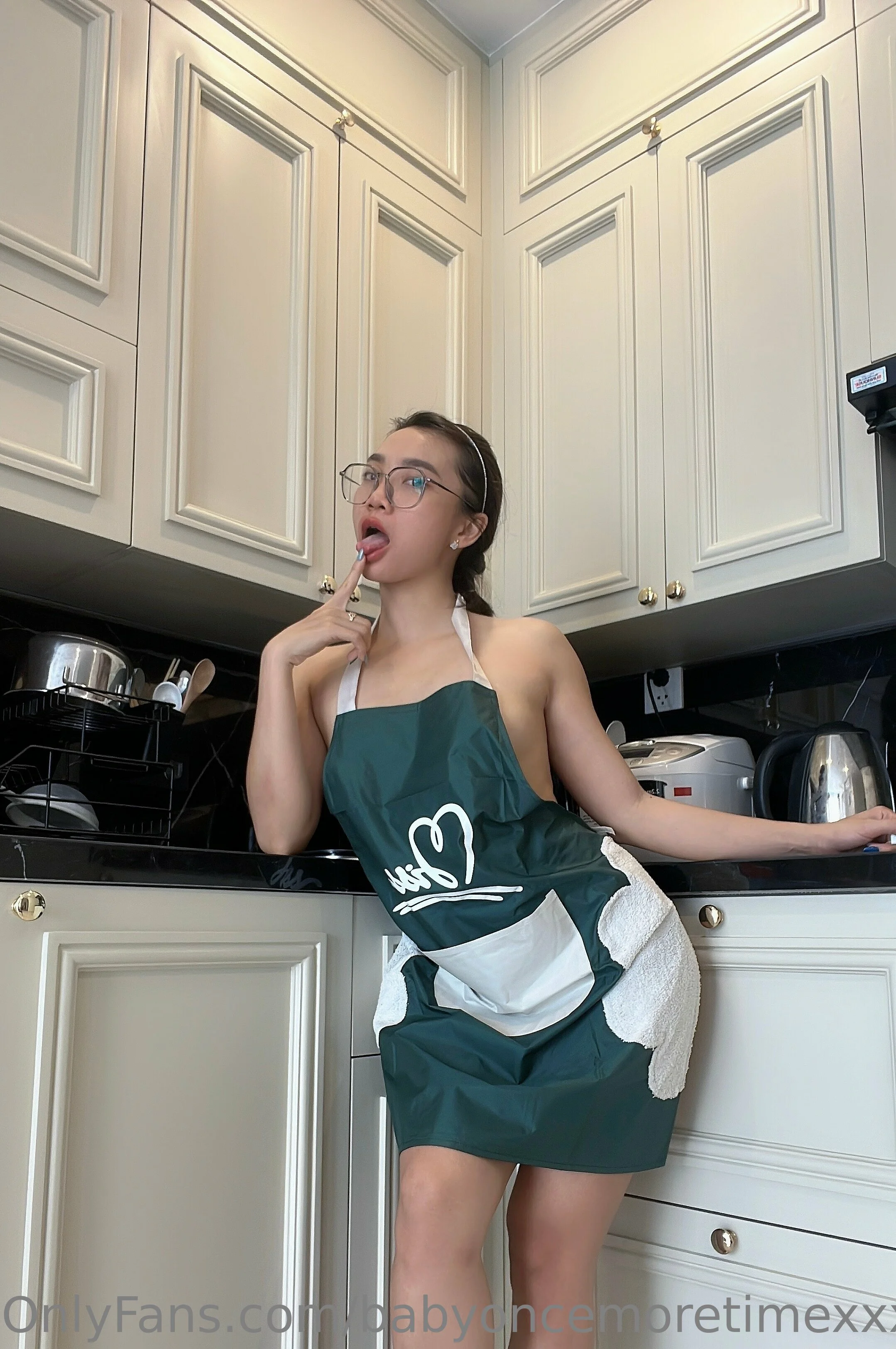 Do you prefer a home-cooked meal or take-out?🤭