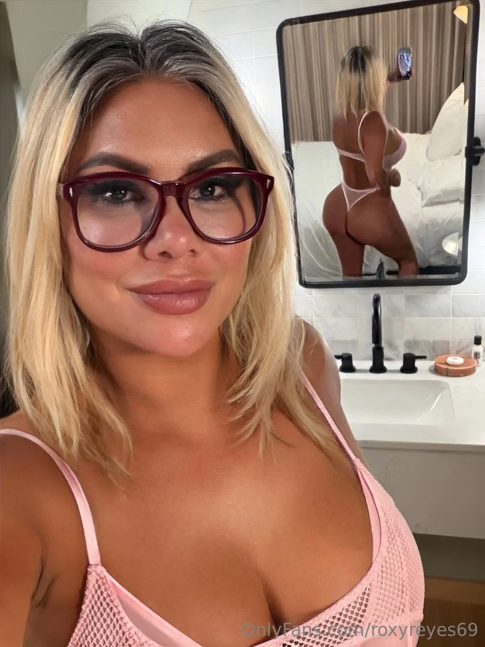 Roxy Reyes🤍 nude Photo /  Porn - Photo #22