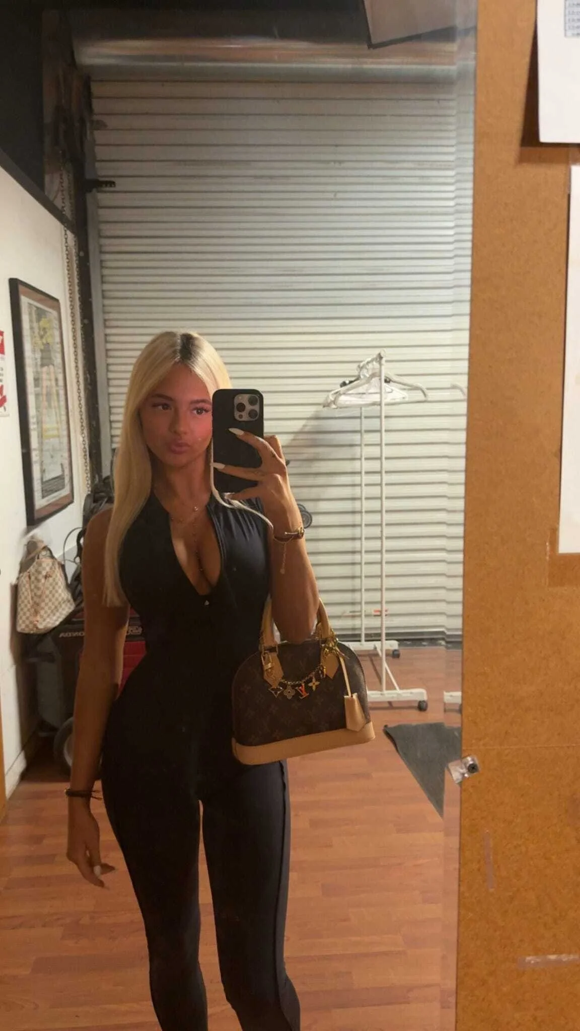 Rina nude Photo /  Porn - Photo #12