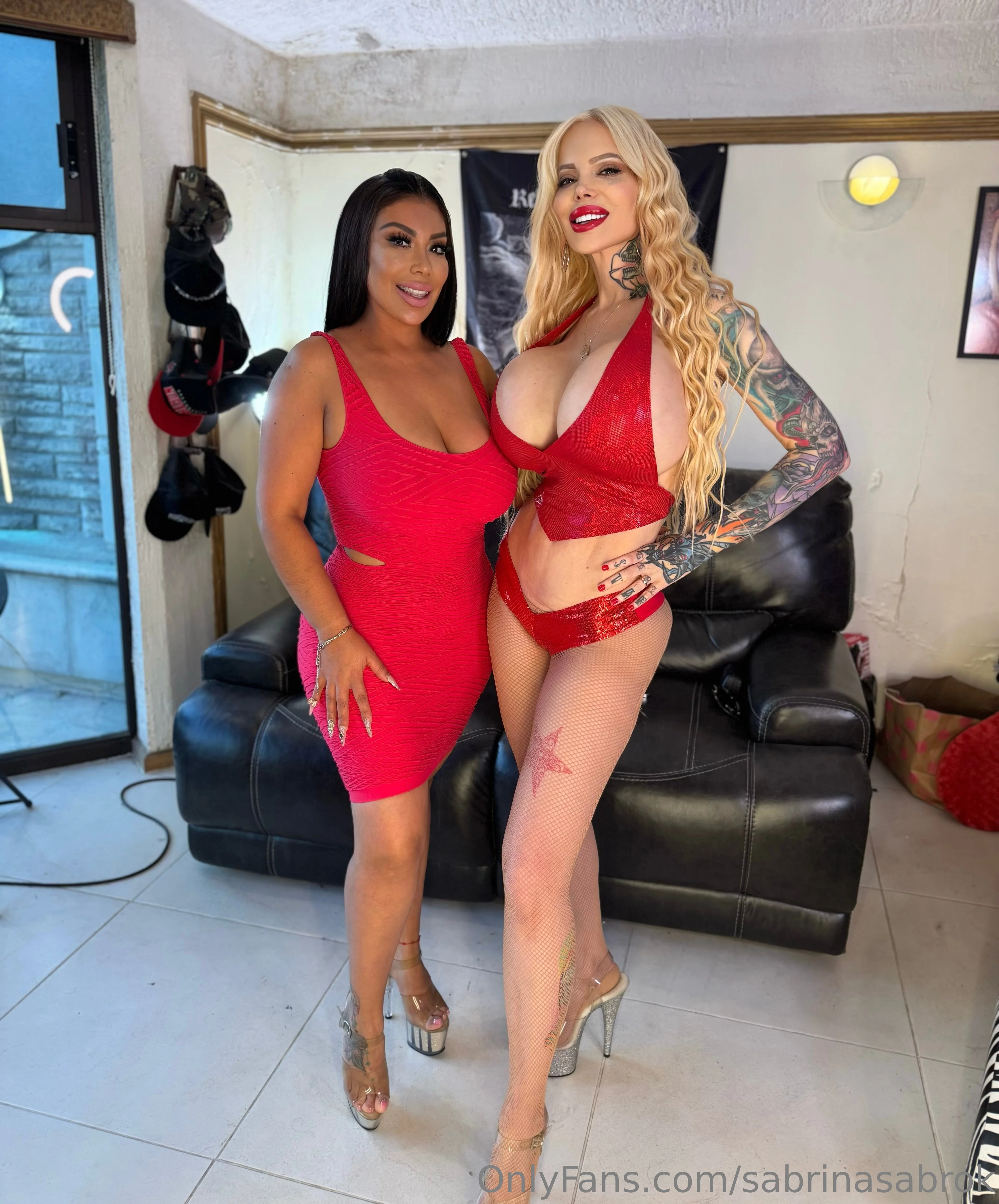 Sabrina Sabrok @sabrinasabrok aa