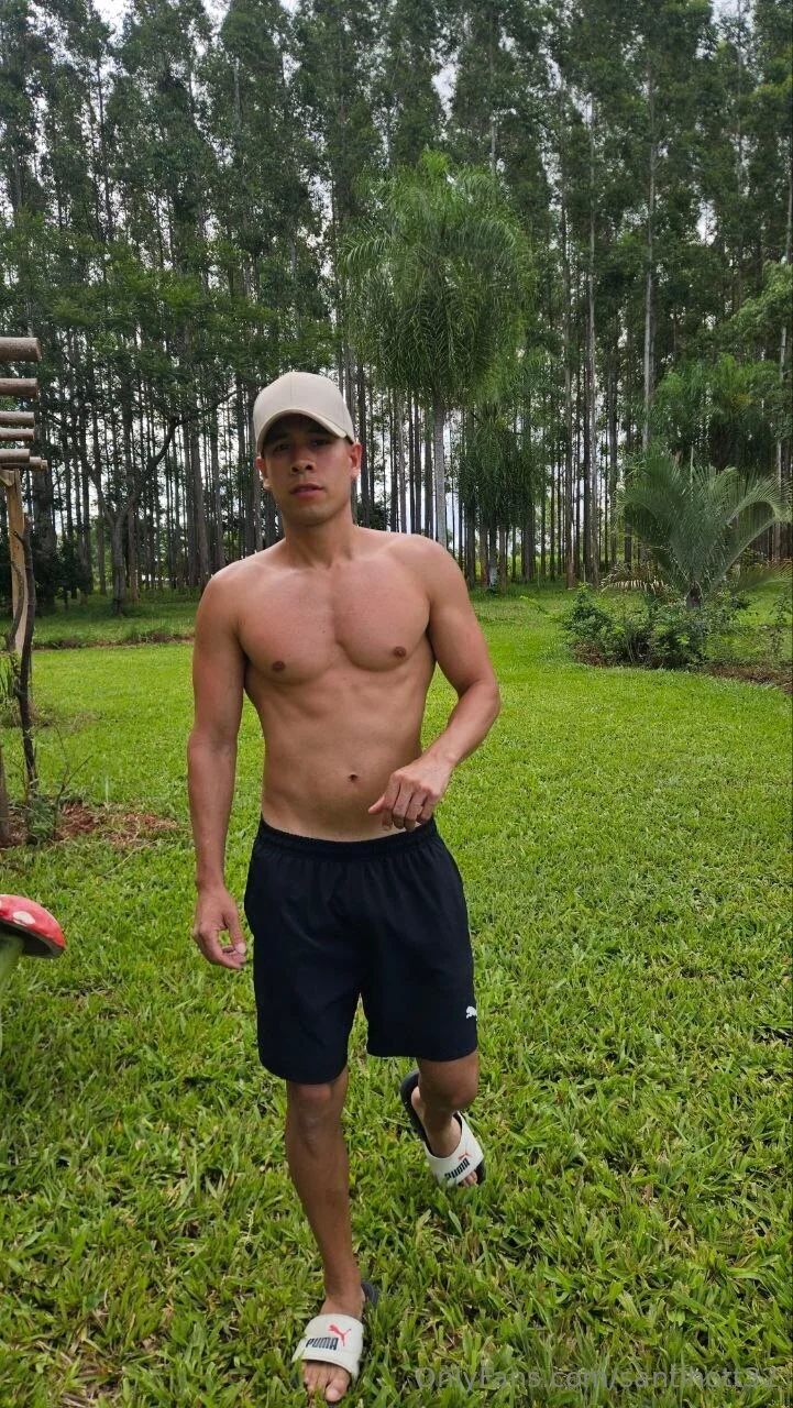 🔥SANTI🔥 @santihott32 card