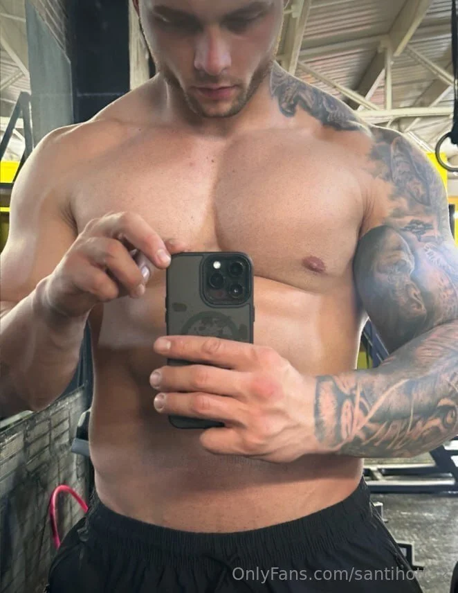 🔥SANTI🔥 @santihott32 breastplate